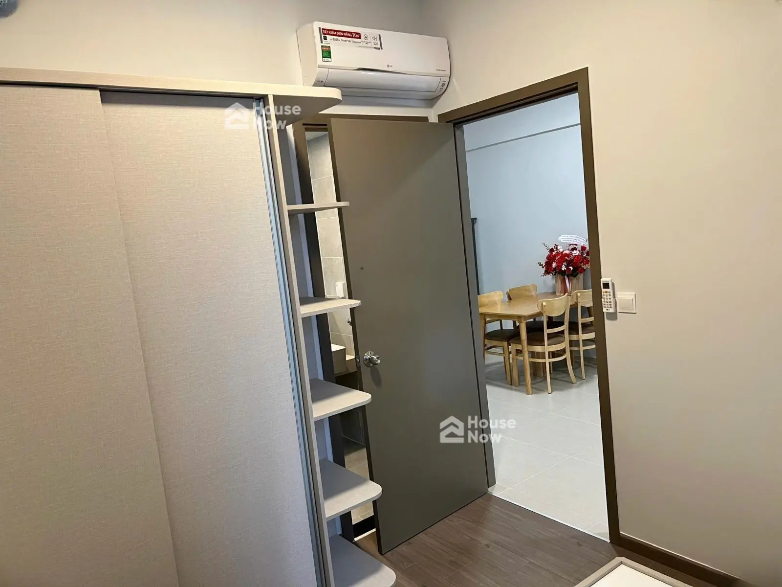 Hiếm có căn 59m2 - có sẵn nội thất - giá 2ty5 - đang trống sẵn vào ở ngay - sổ sẵn - ảnh 2 Hiếm có căn 59m2 - có sẵn nội thất - giá 2ty5 - đang trống sẵn vào ở ngay - sổ sẵn - ảnh 2