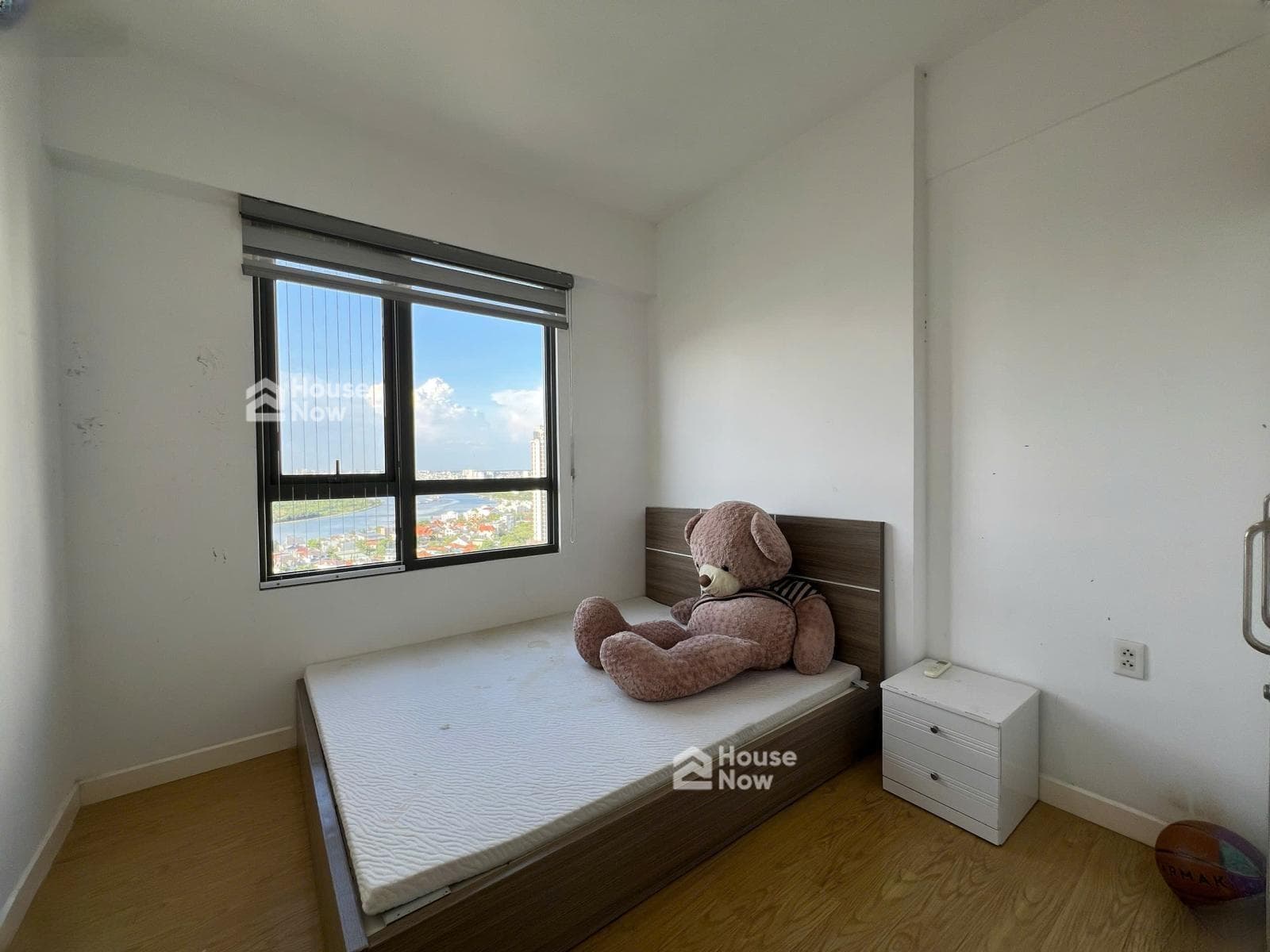 Bán căn hộ 2PN Masteri Thảo Điền - Nhà đẹp - View Sông - vị trí đẹp - Kẹt bank bán giá ngộp sâu - ảnh 6 Bán căn hộ 2PN Masteri Thảo Điền - Nhà đẹp - View Sông - vị trí đẹp - Kẹt bank bán giá ngộp sâu - ảnh 6