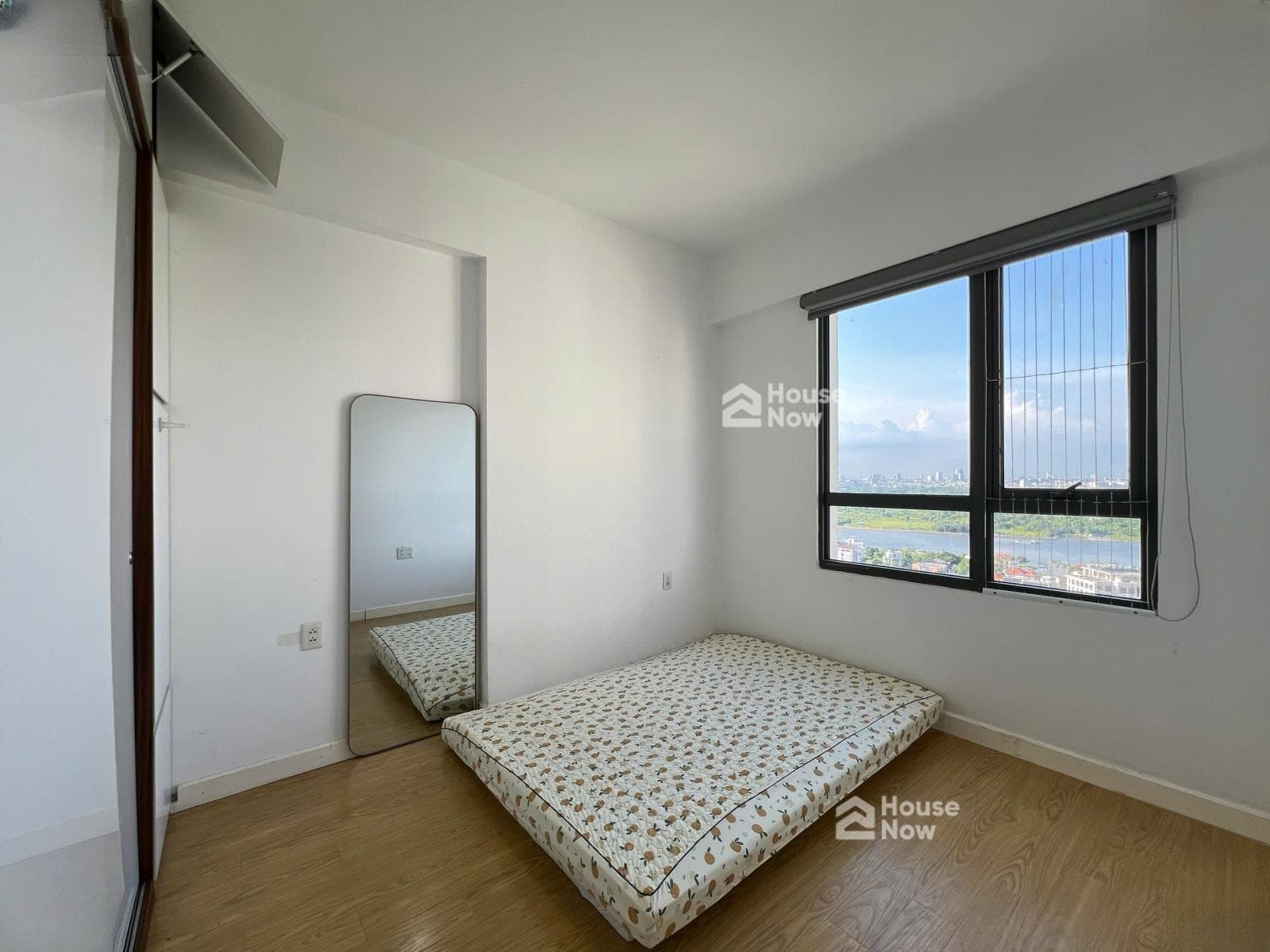 Bán căn hộ 2PN Masteri Thảo Điền - Nhà đẹp - View Sông - vị trí đẹp - Kẹt bank bán giá ngộp sâu - ảnh 9 Bán căn hộ 2PN Masteri Thảo Điền - Nhà đẹp - View Sông - vị trí đẹp - Kẹt bank bán giá ngộp sâu - ảnh 9