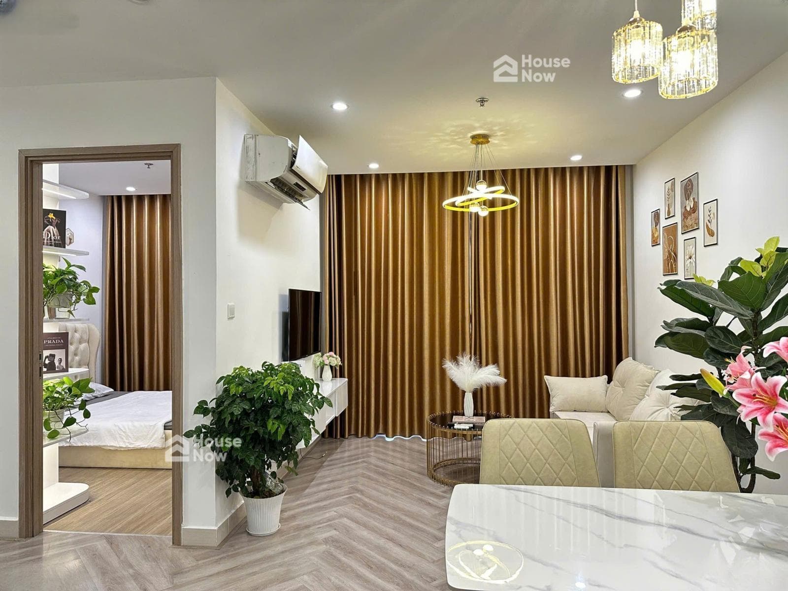 Bán 1N+ full nội thất tầng trung đẹp giá 2,3x tỷ - ảnh 1 Bán 1N+ full nội thất tầng trung đẹp giá 2,3x tỷ - ảnh 1