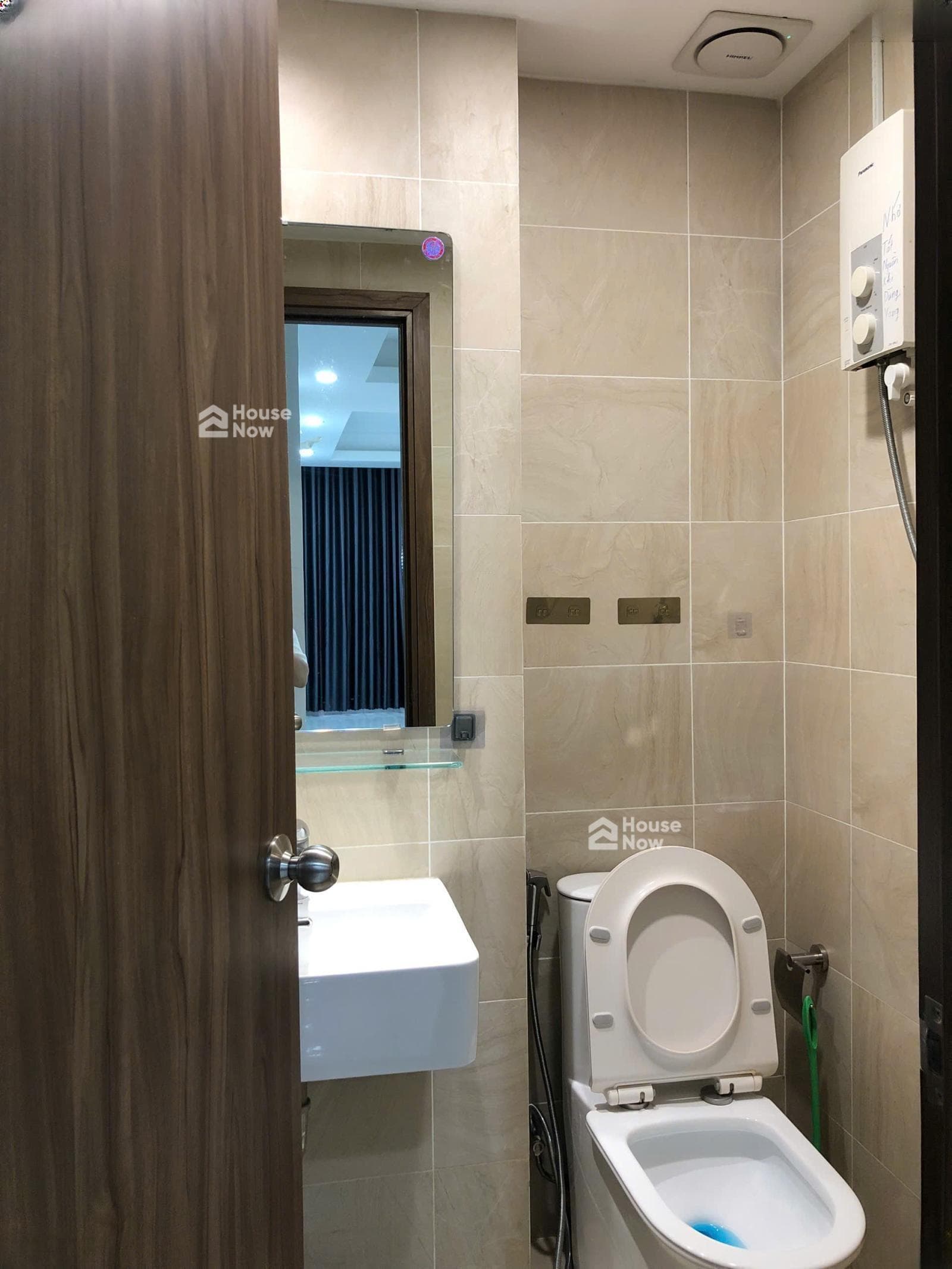 Mua nhanh gọn căn 2PN2WC CBC 2,098 tỷ sẵn NTCB có HD thuê tại Opal Skyline. LH: 035811**** - ảnh 1 Mua nhanh gọn căn 2PN2WC CBC 2,098 tỷ sẵn NTCB có HD thuê tại Opal Skyline. LH: 035811**** - ảnh 1