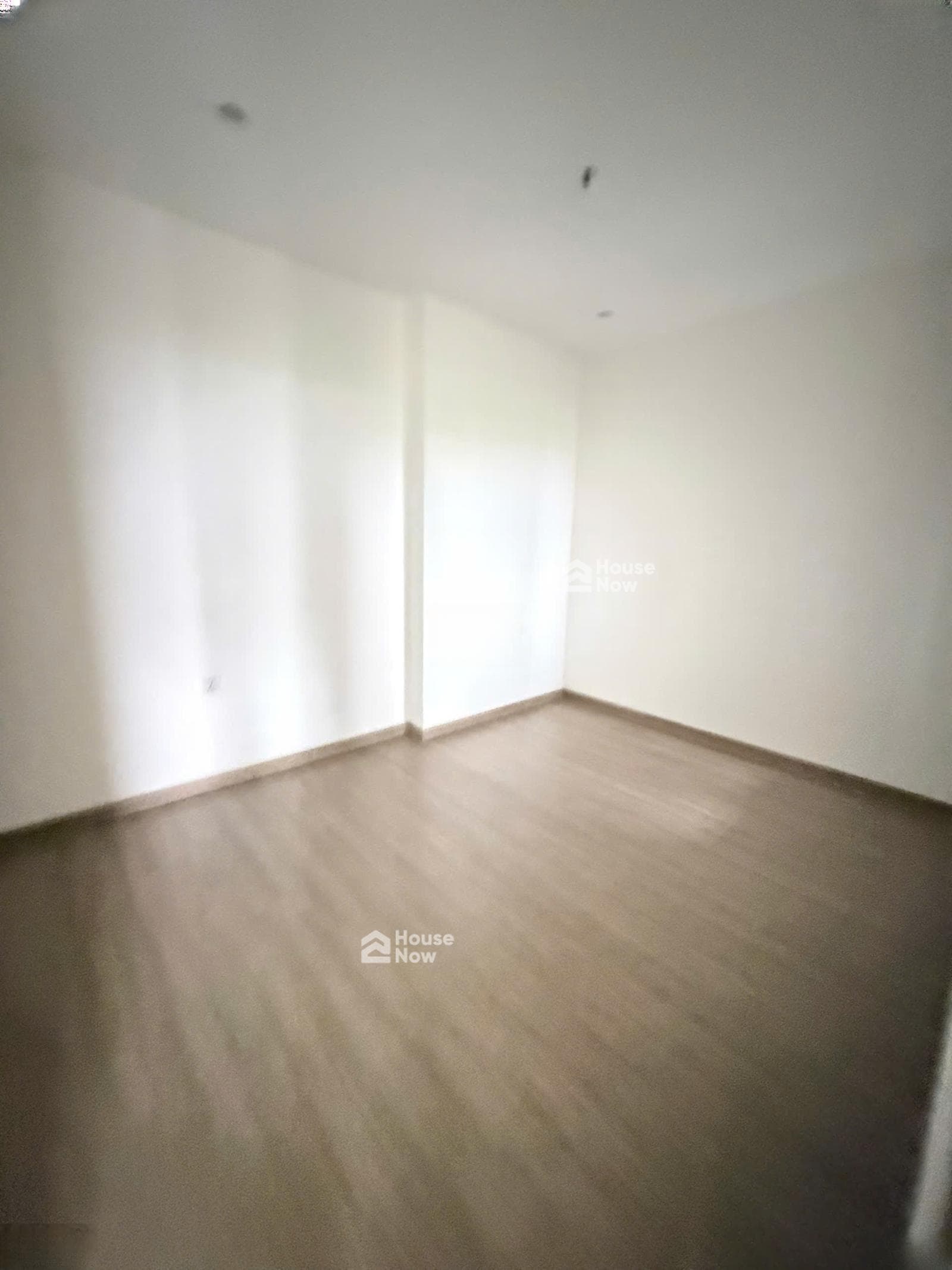 Bán lỗ siêu rẻ 2PN 2WC 67m2 chỉ 2tỷ660 Vinhomes Grand Park có sẳn sổ - ảnh 3 Bán lỗ siêu rẻ 2PN 2WC 67m2 chỉ 2tỷ660 Vinhomes Grand Park có sẳn sổ - ảnh 3