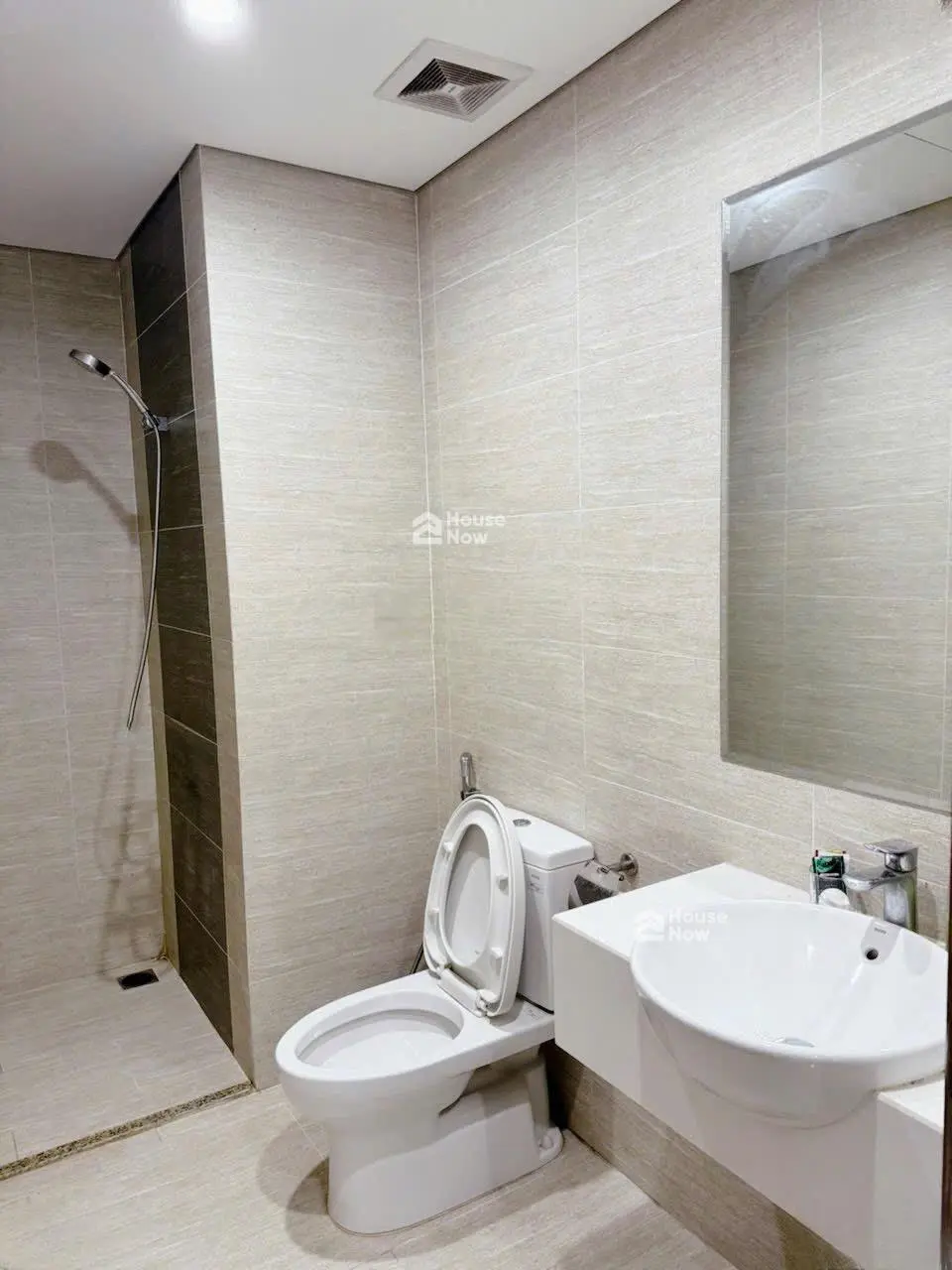 Chính chủ bán 1 ngủ +1, diện tích 43m2 tầng 12 view thoáng giá 2,5 tỷ có thương lượng - ảnh 3 Chính chủ bán 1 ngủ +1, diện tích 43m2 tầng 12 view thoáng giá 2,5 tỷ có thương lượng - ảnh 3
