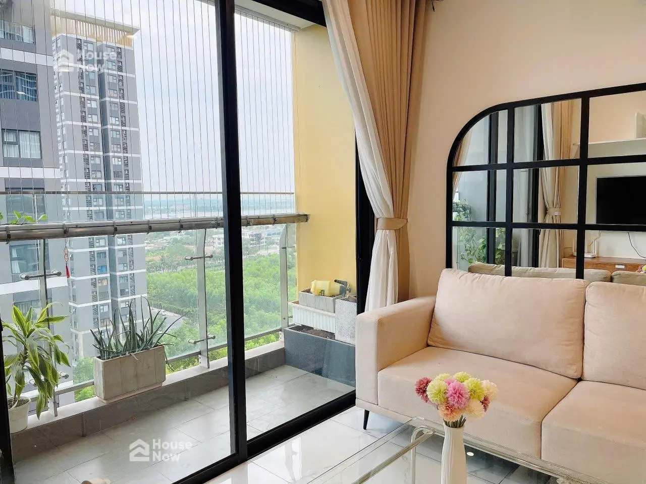 Bán gấp 2PN Beverly Solari - full nội thất cao cấp - sổ hồng, view sông - giá chỉ 3,2 tỷ - ảnh 2 Bán gấp 2PN Beverly Solari - full nội thất cao cấp - sổ hồng, view sông - giá chỉ 3,2 tỷ - ảnh 2