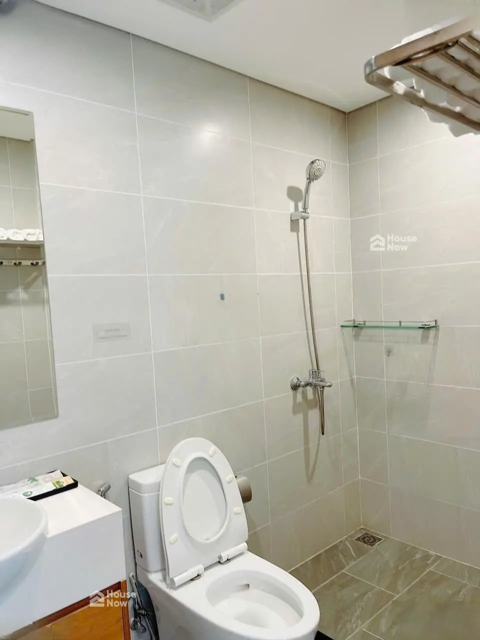 Bán gấp 2PN Beverly Solari - full nội thất cao cấp - sổ hồng, view sông - giá chỉ 3,2 tỷ - ảnh 5 Bán gấp 2PN Beverly Solari - full nội thất cao cấp - sổ hồng, view sông - giá chỉ 3,2 tỷ - ảnh 5
