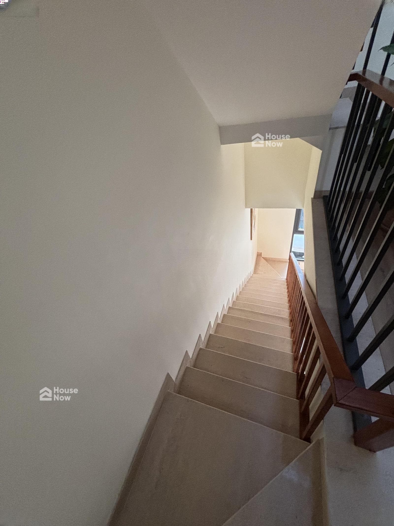 Căn hộ Jamila 70m2 ban công dài tầng trung - ảnh 1 Căn hộ Jamila 70m2 ban công dài tầng trung - ảnh 1