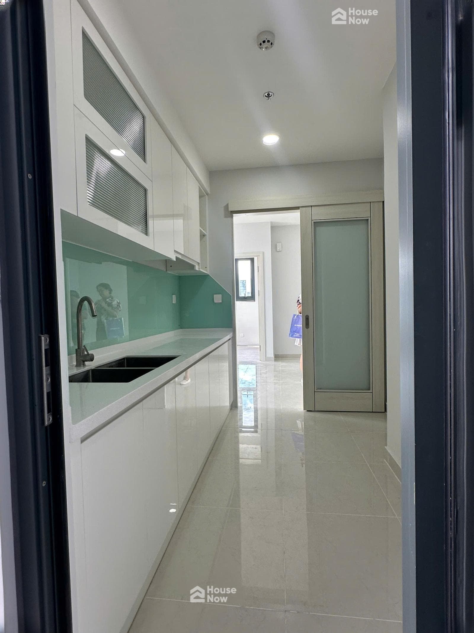 Căn hộ 2PN giá cực tốt view Quận 1 siêu đẹp, thoáng - ảnh 4 Căn hộ 2PN giá cực tốt view Quận 1 siêu đẹp, thoáng - ảnh 4
