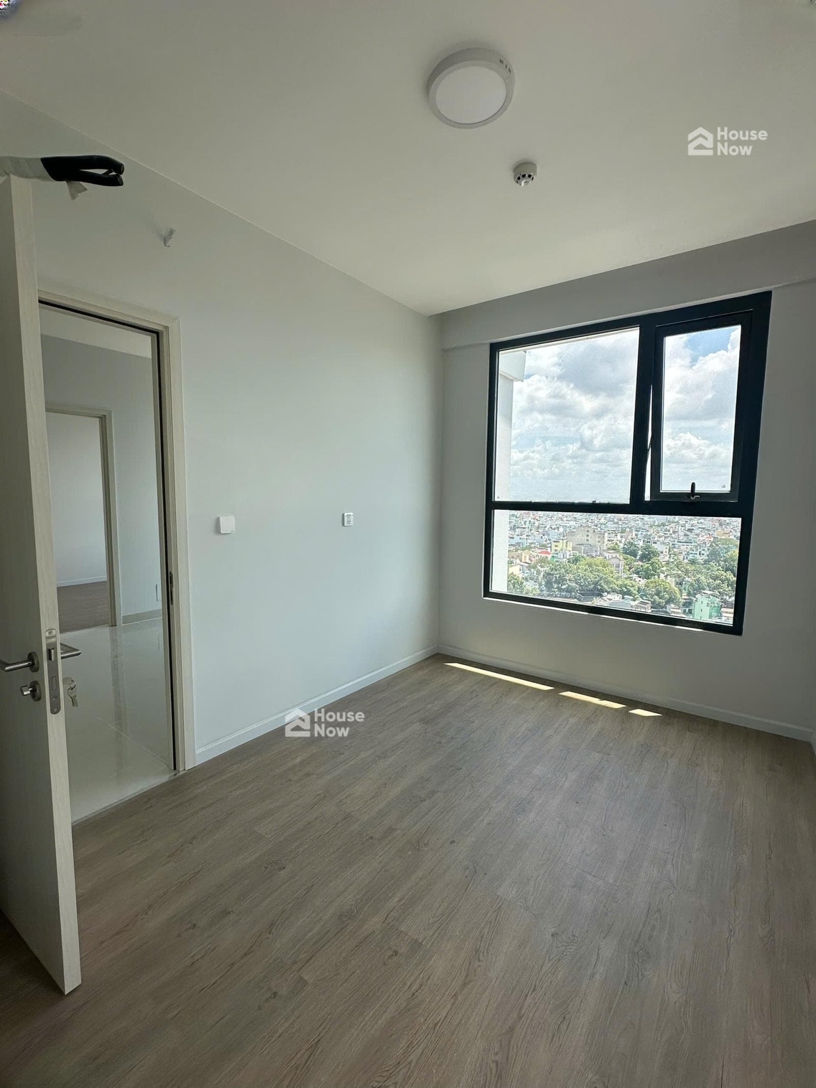 Căn hộ 2PN giá cực tốt view Quận 1 siêu đẹp, thoáng - ảnh 6 Căn hộ 2PN giá cực tốt view Quận 1 siêu đẹp, thoáng - ảnh 6