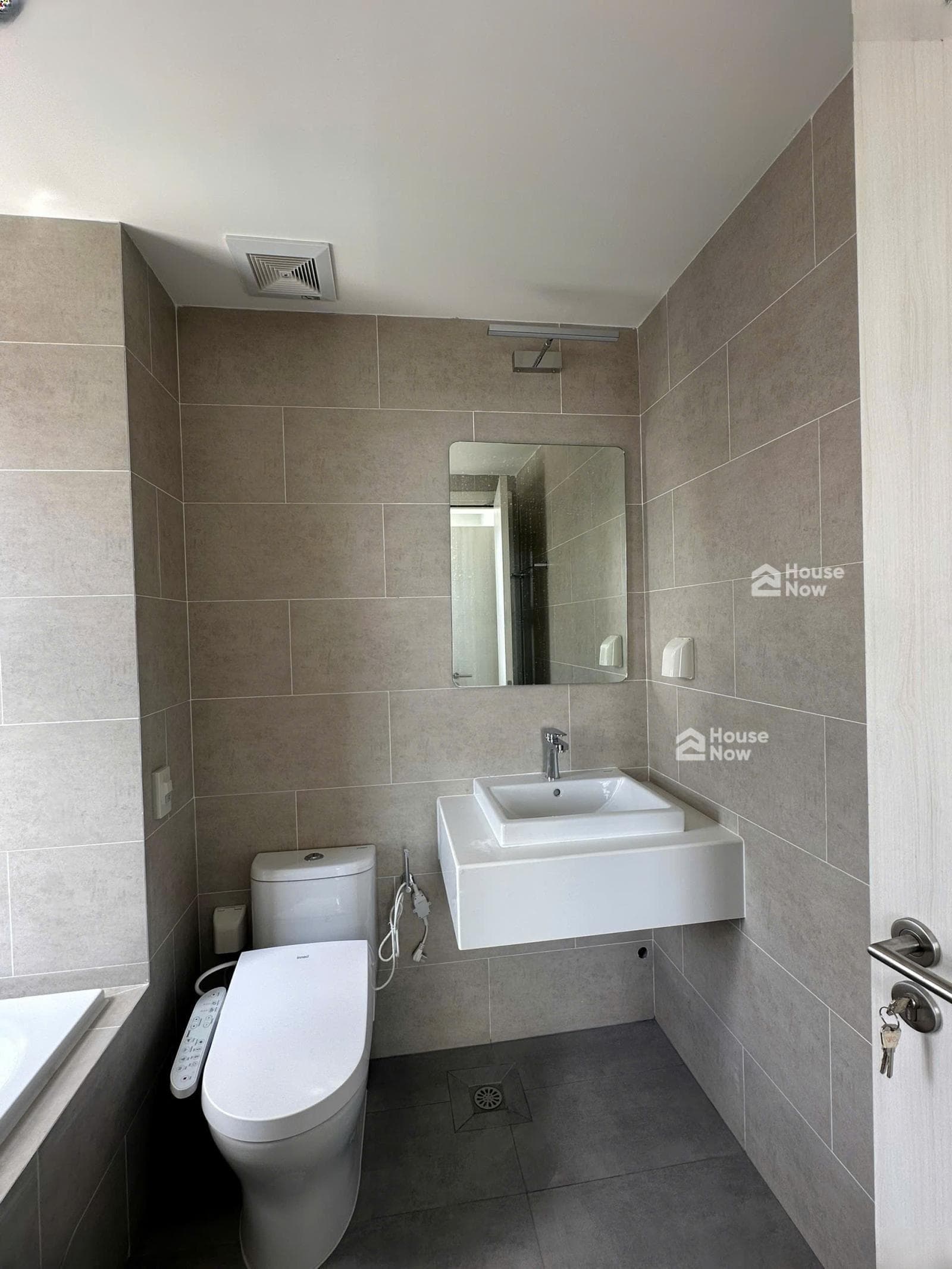 Căn hộ 2PN giá cực tốt view Quận 1 siêu đẹp, thoáng - ảnh 7 Căn hộ 2PN giá cực tốt view Quận 1 siêu đẹp, thoáng - ảnh 7