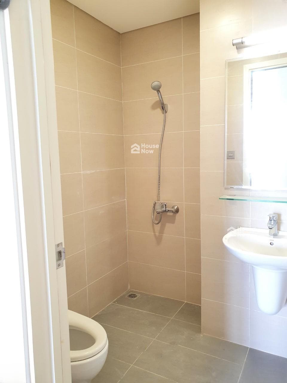 Giá tận gốc- 3,4 tỷ- sổ sẵn cầm tay- vay được- C/Cư Luxgarden Quận 7 - ảnh 4 Giá tận gốc- 3,4 tỷ- sổ sẵn cầm tay- vay được- C/Cư Luxgarden Quận 7 - ảnh 4