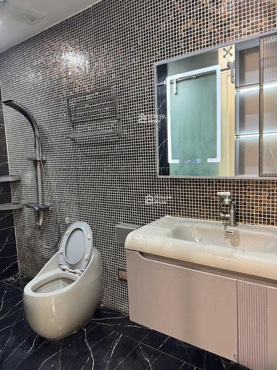 Bán căn hộ 3PN view đẹp tại Thống Nhất Complex, 8,5 tỷ, 88,4m2 - ảnh 2 Bán căn hộ 3PN view đẹp tại Thống Nhất Complex, 8,5 tỷ, 88,4m2 - ảnh 2