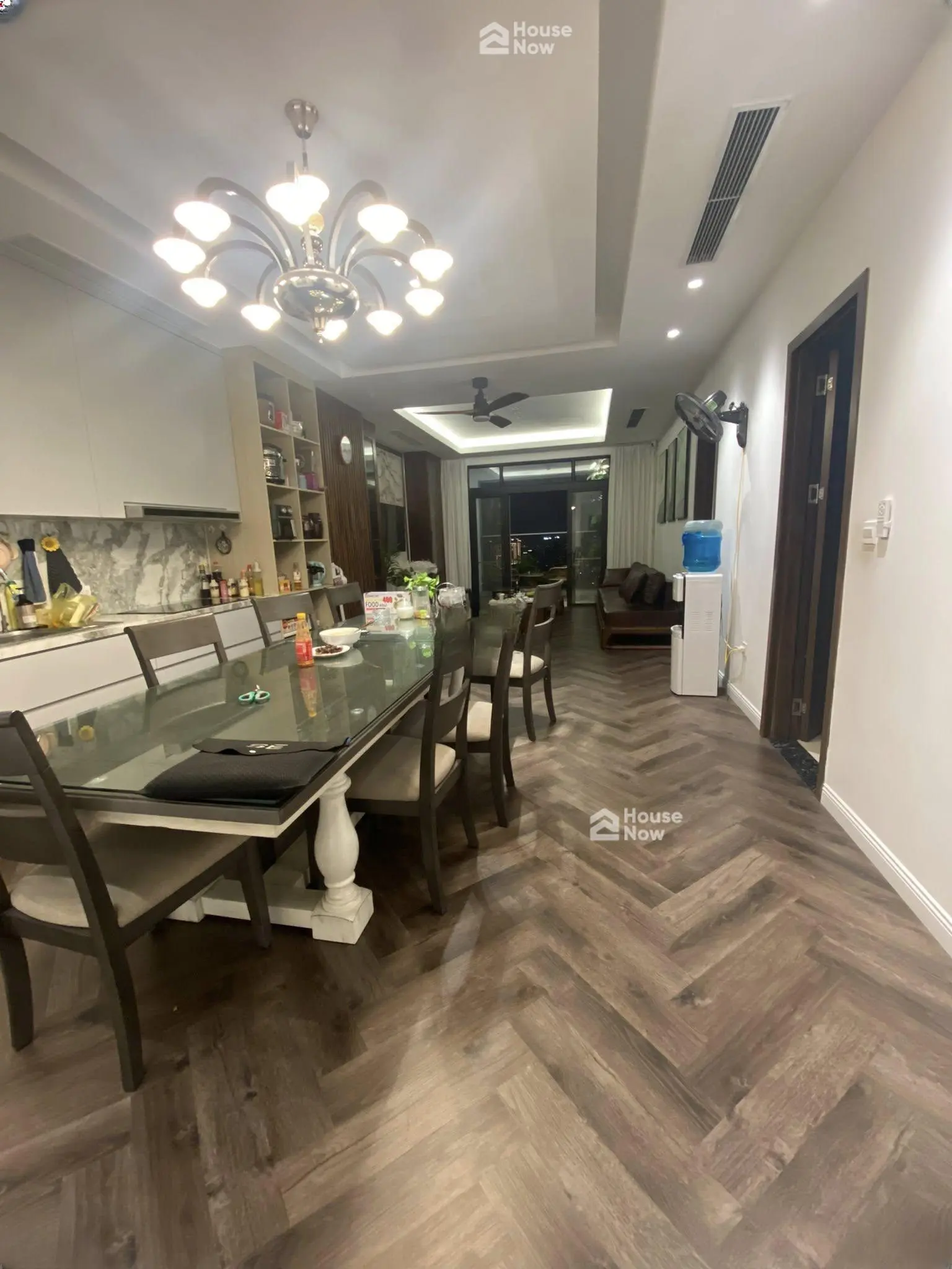 Bán căn chung cư Royal City, 132m2, 4 phòng ngủ, 2 vệ sinh - ảnh 13 Bán căn chung cư Royal City, 132m2, 4 phòng ngủ, 2 vệ sinh - ảnh 13