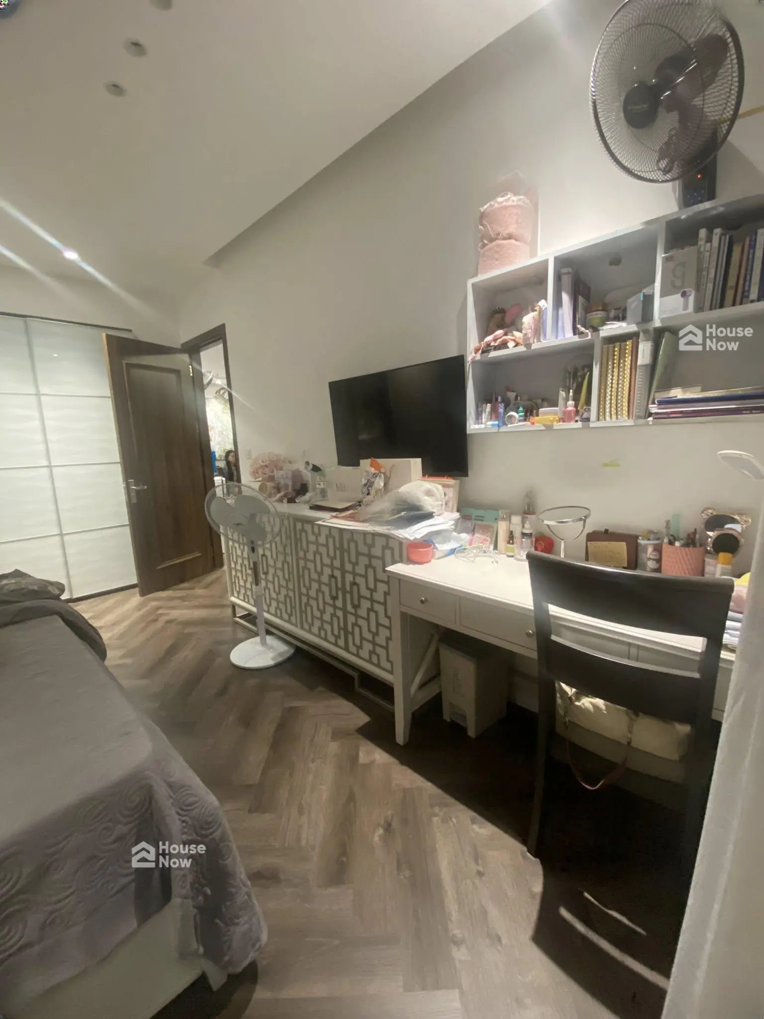 Bán căn chung cư Royal City, 132m2, 4 phòng ngủ, 2 vệ sinh - ảnh 4 Bán căn chung cư Royal City, 132m2, 4 phòng ngủ, 2 vệ sinh - ảnh 4
