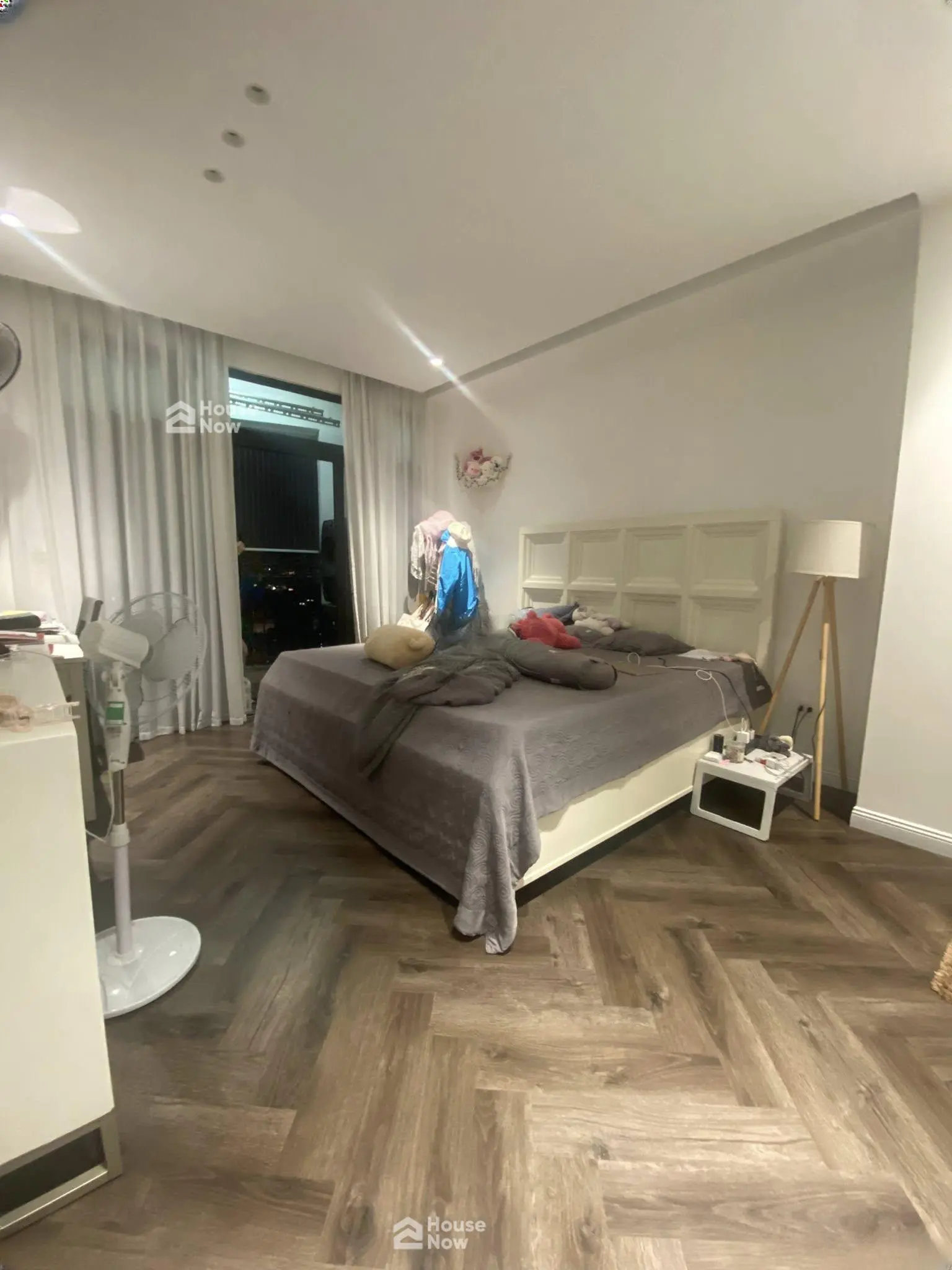 Bán căn chung cư Royal City, 132m2, 4 phòng ngủ, 2 vệ sinh - ảnh 6 Bán căn chung cư Royal City, 132m2, 4 phòng ngủ, 2 vệ sinh - ảnh 6