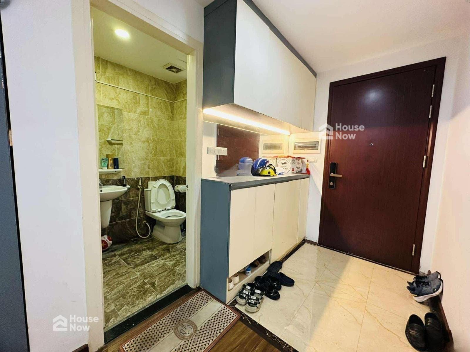 Bán gấp, CH OCT5A Resco, 75m2 3PN 2WC chỉ 5,x tỷ, tầng VIP, lô góc thoáng sáng, nội thất VIP ở ngay - ảnh 2 Bán gấp, CH OCT5A Resco, 75m2 3PN 2WC chỉ 5,x tỷ, tầng VIP, lô góc thoáng sáng, nội thất VIP ở ngay - ảnh 2