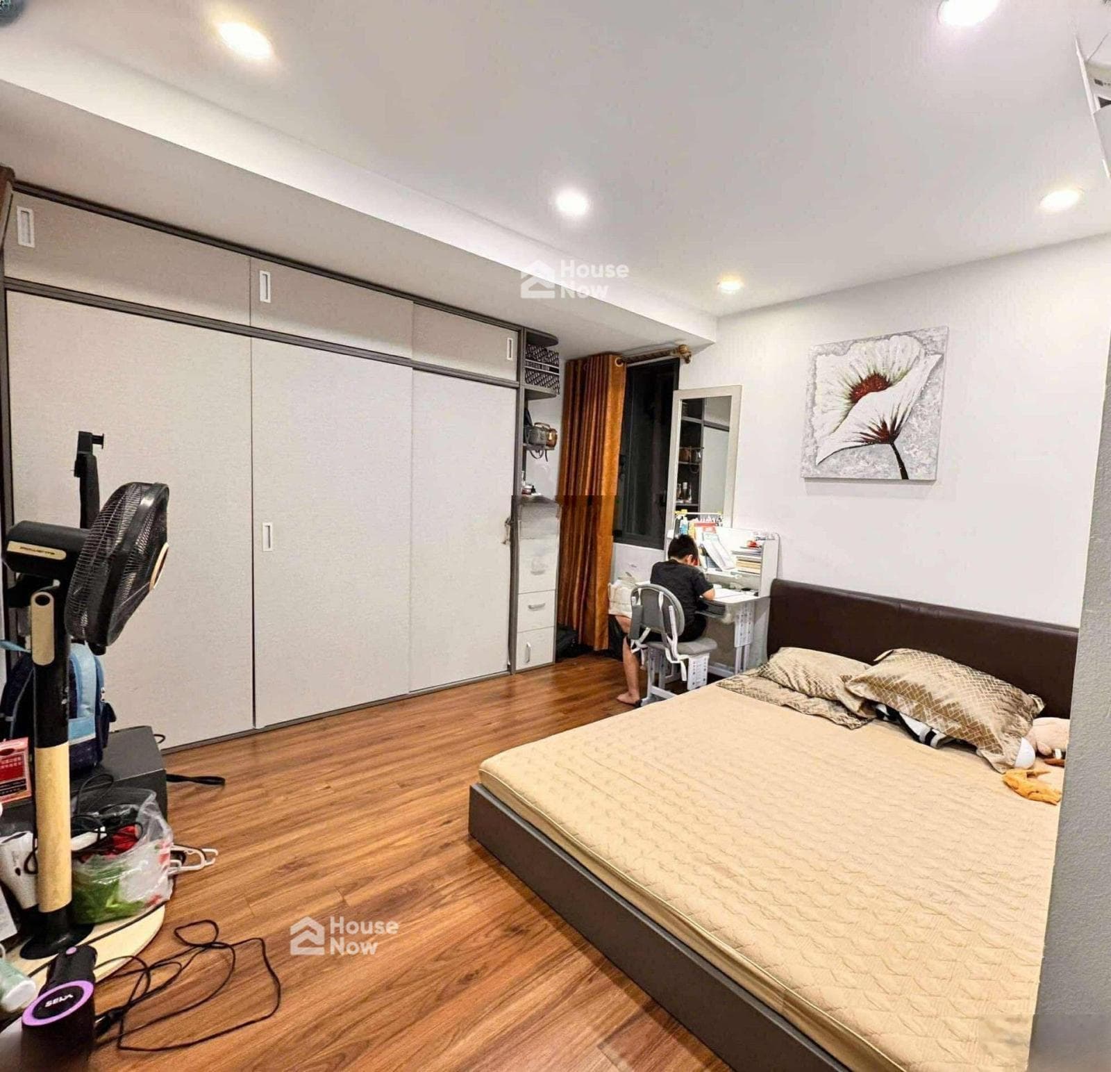 Bán gấp, CH OCT5A Resco, 75m2 3PN 2WC chỉ 5,x tỷ, tầng VIP, lô góc thoáng sáng, nội thất VIP ở ngay - ảnh 3 Bán gấp, CH OCT5A Resco, 75m2 3PN 2WC chỉ 5,x tỷ, tầng VIP, lô góc thoáng sáng, nội thất VIP ở ngay - ảnh 3