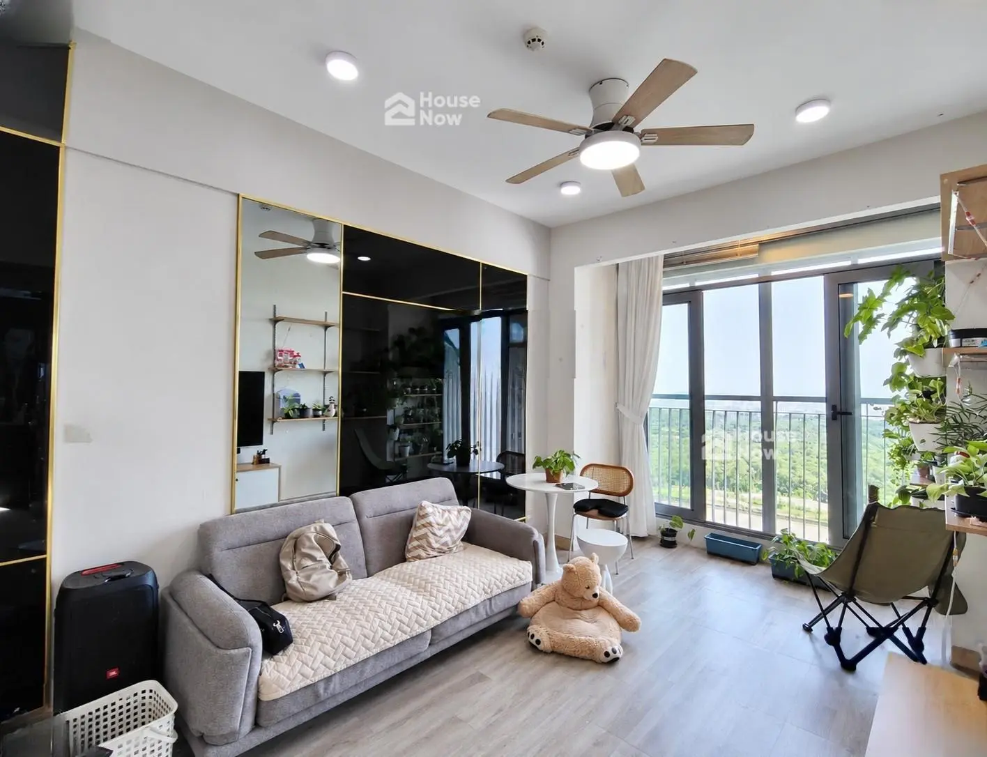 Căn góc view sông, 2PN 74m2, 3,7 tỷ, như hình - ảnh 1 Căn góc view sông, 2PN 74m2, 3,7 tỷ, như hình - ảnh 1
