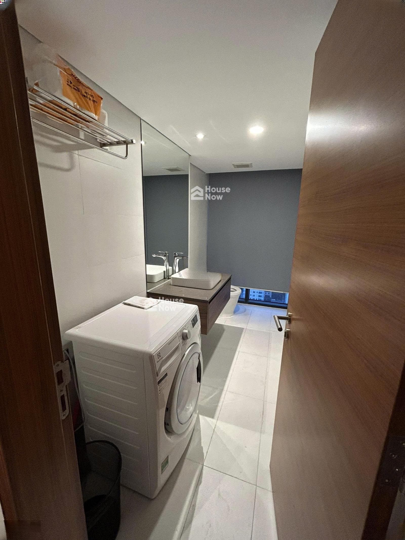 Chính chủ gửi bán căn duplex Pentstudio 699 Lạc Long Quân 54,3m2 giá 8,8 tỷ full đồ, sổ đỏ bàn giao - ảnh 4 Chính chủ gửi bán căn duplex Pentstudio 699 Lạc Long Quân 54,3m2 giá 8,8 tỷ full đồ, sổ đỏ bàn giao - ảnh 4