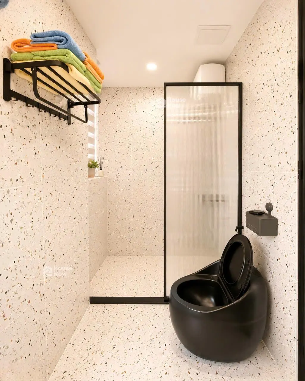 Bán căn hộ Sky Center, 3 phòng ngủ, 3WC, 139m2, giá 11.7 tỷ, full nội thất - ảnh 7 Bán căn hộ Sky Center, 3 phòng ngủ, 3WC, 139m2, giá 11.7 tỷ, full nội thất - ảnh 7