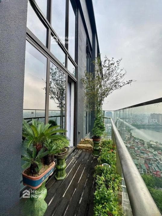 Bán penthouse 2 tầng hướng mát diện tích 347m2 full nội thất chung cư Green Diamond 93 Láng Hạ - ảnh 10 Bán penthouse 2 tầng hướng mát diện tích 347m2 full nội thất chung cư Green Diamond 93 Láng Hạ - ảnh 10