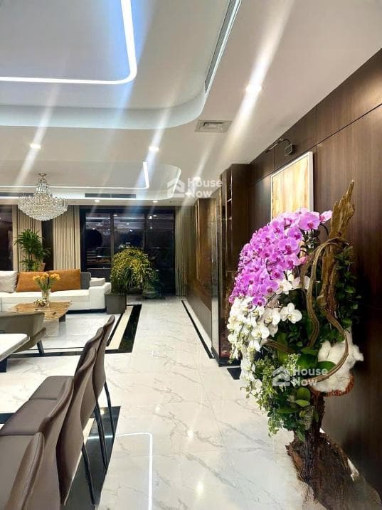 Bán penthouse 2 tầng hướng mát diện tích 347m2 full nội thất chung cư Green Diamond 93 Láng Hạ - ảnh 2 Bán penthouse 2 tầng hướng mát diện tích 347m2 full nội thất chung cư Green Diamond 93 Láng Hạ - ảnh 2
