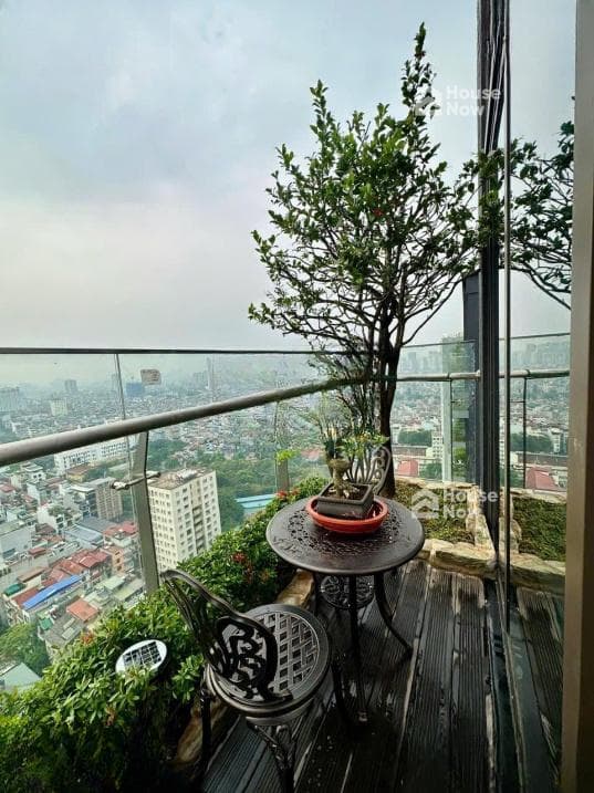 Bán penthouse 2 tầng hướng mát diện tích 347m2 full nội thất chung cư Green Diamond 93 Láng Hạ - ảnh 7 Bán penthouse 2 tầng hướng mát diện tích 347m2 full nội thất chung cư Green Diamond 93 Láng Hạ - ảnh 7