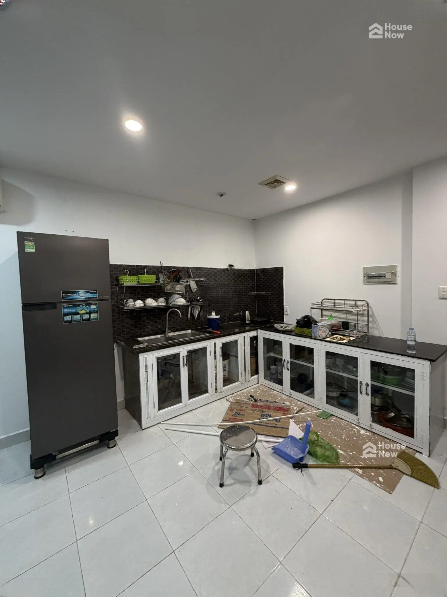 Bán gấp 2PN, 2,55 tỷ, 54m2 phủ bì Phạm Hùng, The Easter City, sổ sẵn, HD thuê 8tr - ảnh 4 Bán gấp 2PN, 2,55 tỷ, 54m2 phủ bì Phạm Hùng, The Easter City, sổ sẵn, HD thuê 8tr - ảnh 4