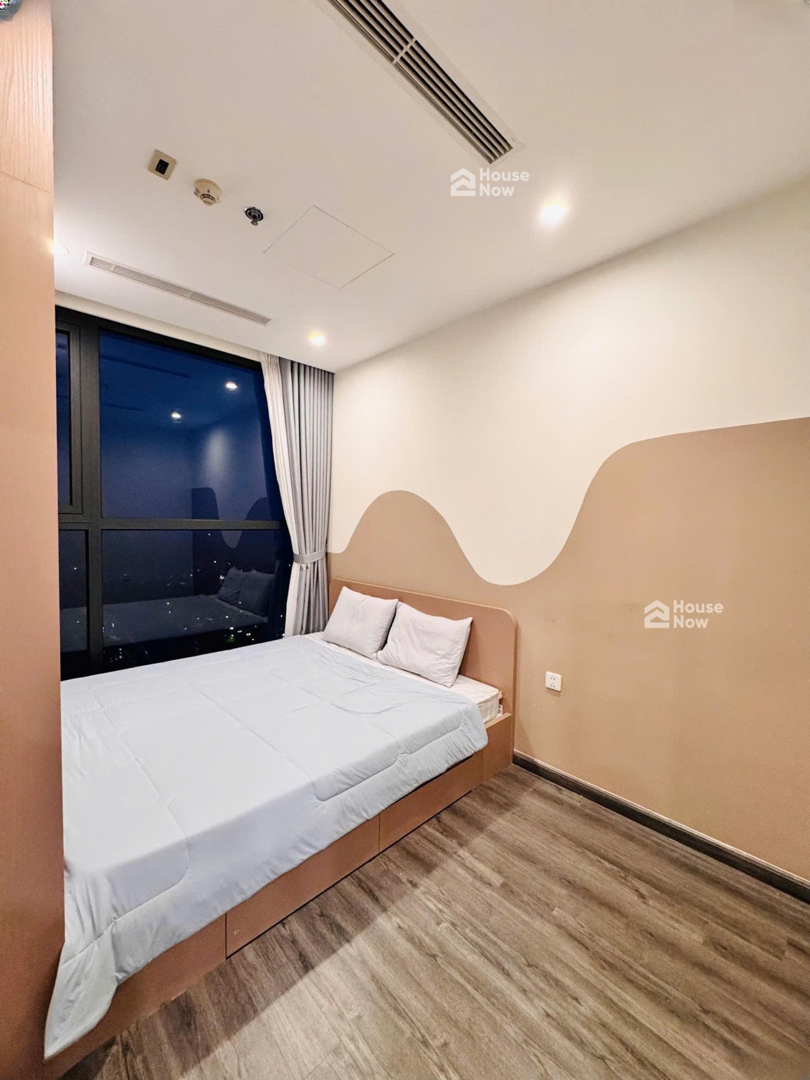 Chính chủ bán căn 2PN-2VS, 65m2, 5.x tòa cao cấp Tonkin 1 - Vinhomes Smart City. - ảnh 5 Chính chủ bán căn 2PN-2VS, 65m2, 5.x tòa cao cấp Tonkin 1 - Vinhomes Smart City. - ảnh 5