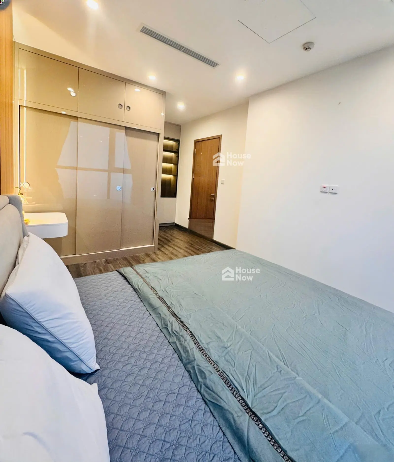 Chính chủ bán căn 2PN-2VS, 65m2, 5.x tòa cao cấp Tonkin 1 - Vinhomes Smart City. - ảnh 9 Chính chủ bán căn 2PN-2VS, 65m2, 5.x tòa cao cấp Tonkin 1 - Vinhomes Smart City. - ảnh 9