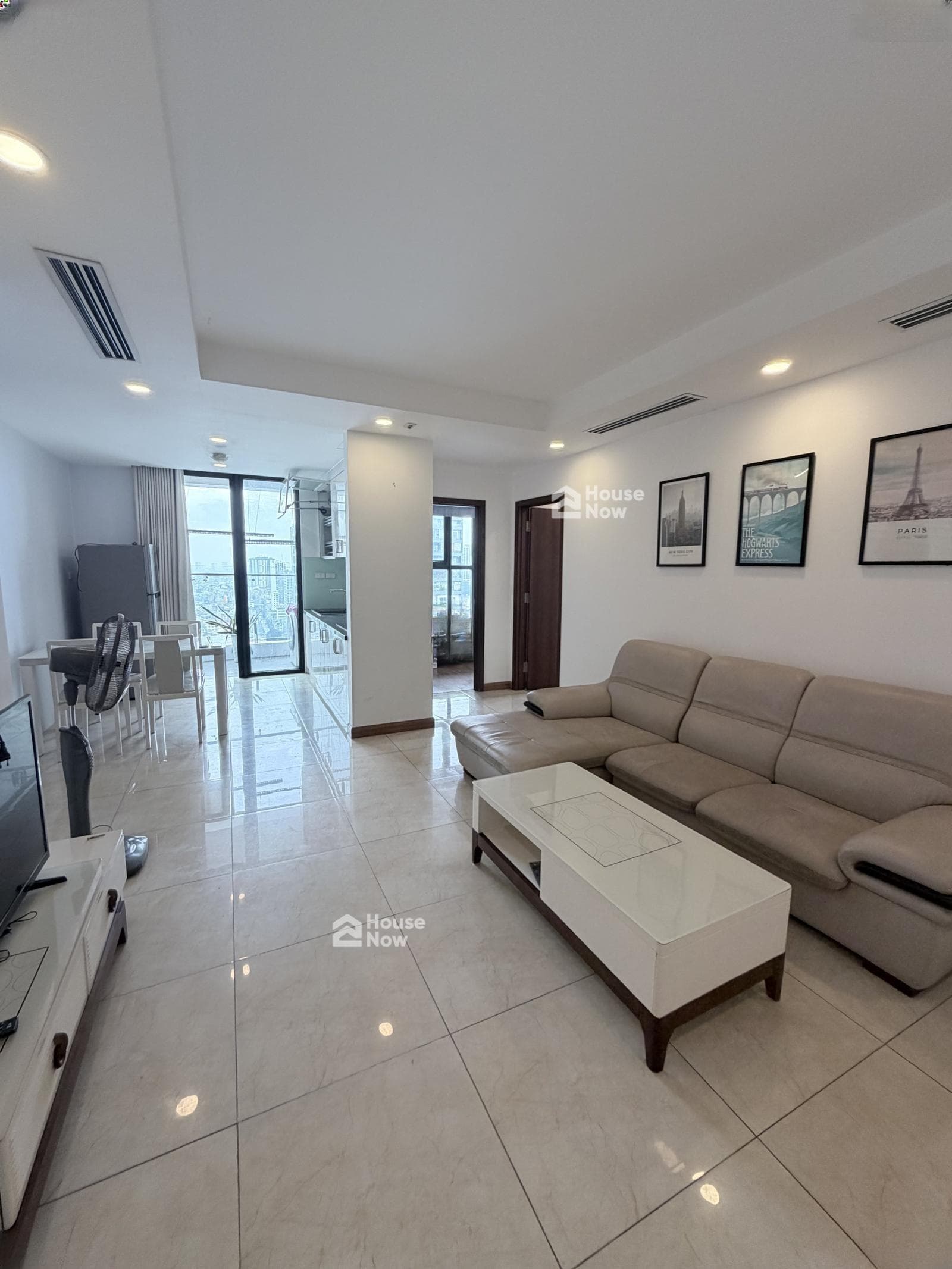 Bán căn hộ chung cư Hà Nội Center Point 27 Lê Văn Lương căn góc 98m 3pn full đồ ban công ĐN - ảnh 2 Bán căn hộ chung cư Hà Nội Center Point 27 Lê Văn Lương căn góc 98m 3pn full đồ ban công ĐN - ảnh 2