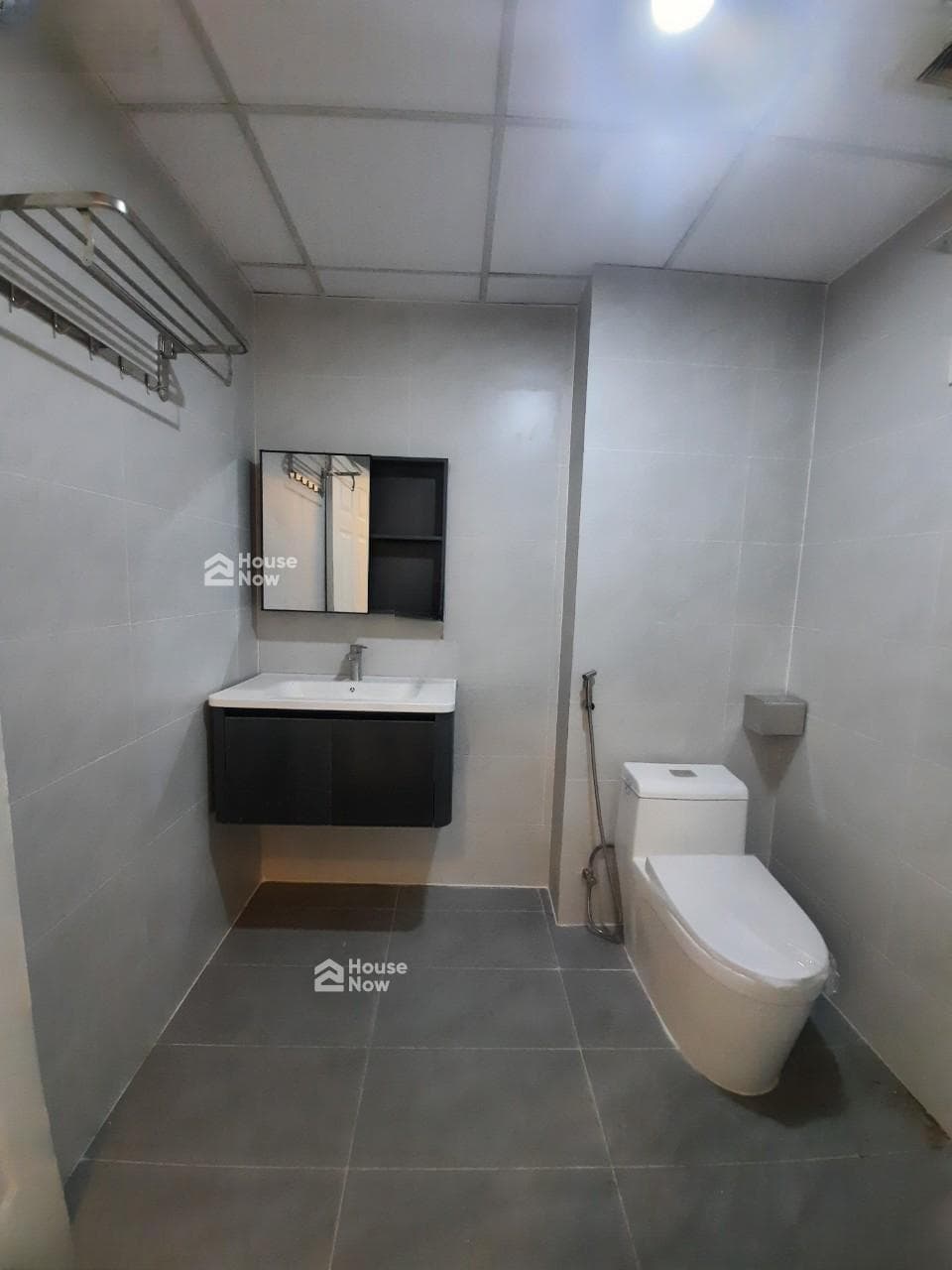 Bán căn hộ 8X Đầm Sen Tân Phú 1 phòng, 46m2, 2,28 tỷ đã có sổ hồng cầm tay LH 090125**** - ảnh 1 Bán căn hộ 8X Đầm Sen Tân Phú 1 phòng, 46m2, 2,28 tỷ đã có sổ hồng cầm tay LH 090125**** - ảnh 1