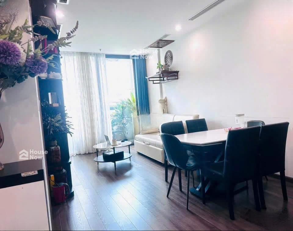 Bán gấp căn hộ 2PN2VS - Vinhomes Symphony full nội thất - giá 5,7 tỷ. Lh: 097209**** - ảnh 1 Bán gấp căn hộ 2PN2VS - Vinhomes Symphony full nội thất - giá 5,7 tỷ. Lh: 097209**** - ảnh 1