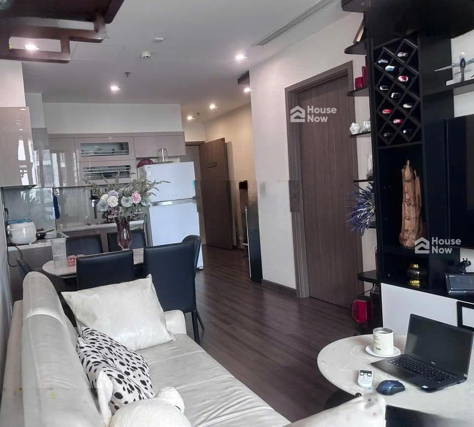 Bán gấp căn hộ 2PN2VS - Vinhomes Symphony full nội thất - giá 5,7 tỷ. Lh: 097209**** - ảnh 3 Bán gấp căn hộ 2PN2VS - Vinhomes Symphony full nội thất - giá 5,7 tỷ. Lh: 097209**** - ảnh 3