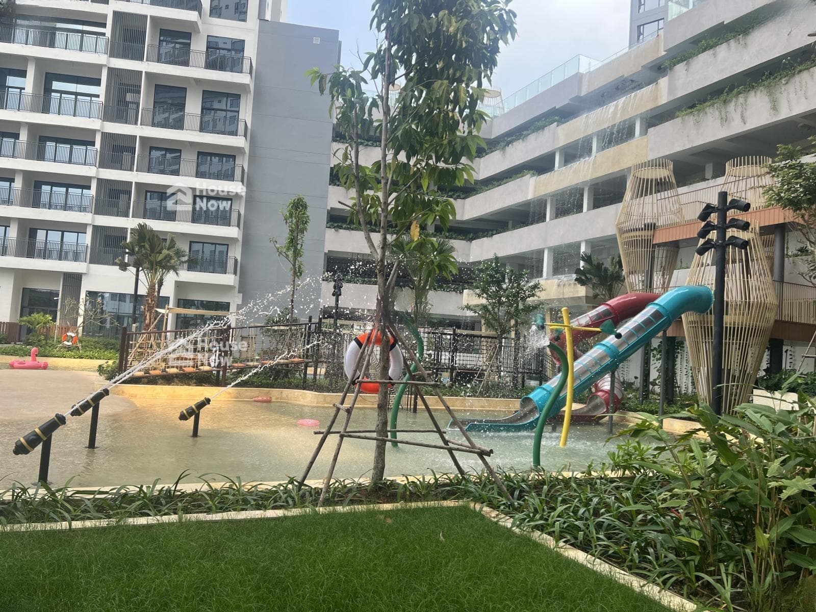 Bán căn góc Infiniti 2PN | 81.16m2 | View hồ bơi - ảnh 1 Bán căn góc Infiniti 2PN | 81.16m2 | View hồ bơi - ảnh 1