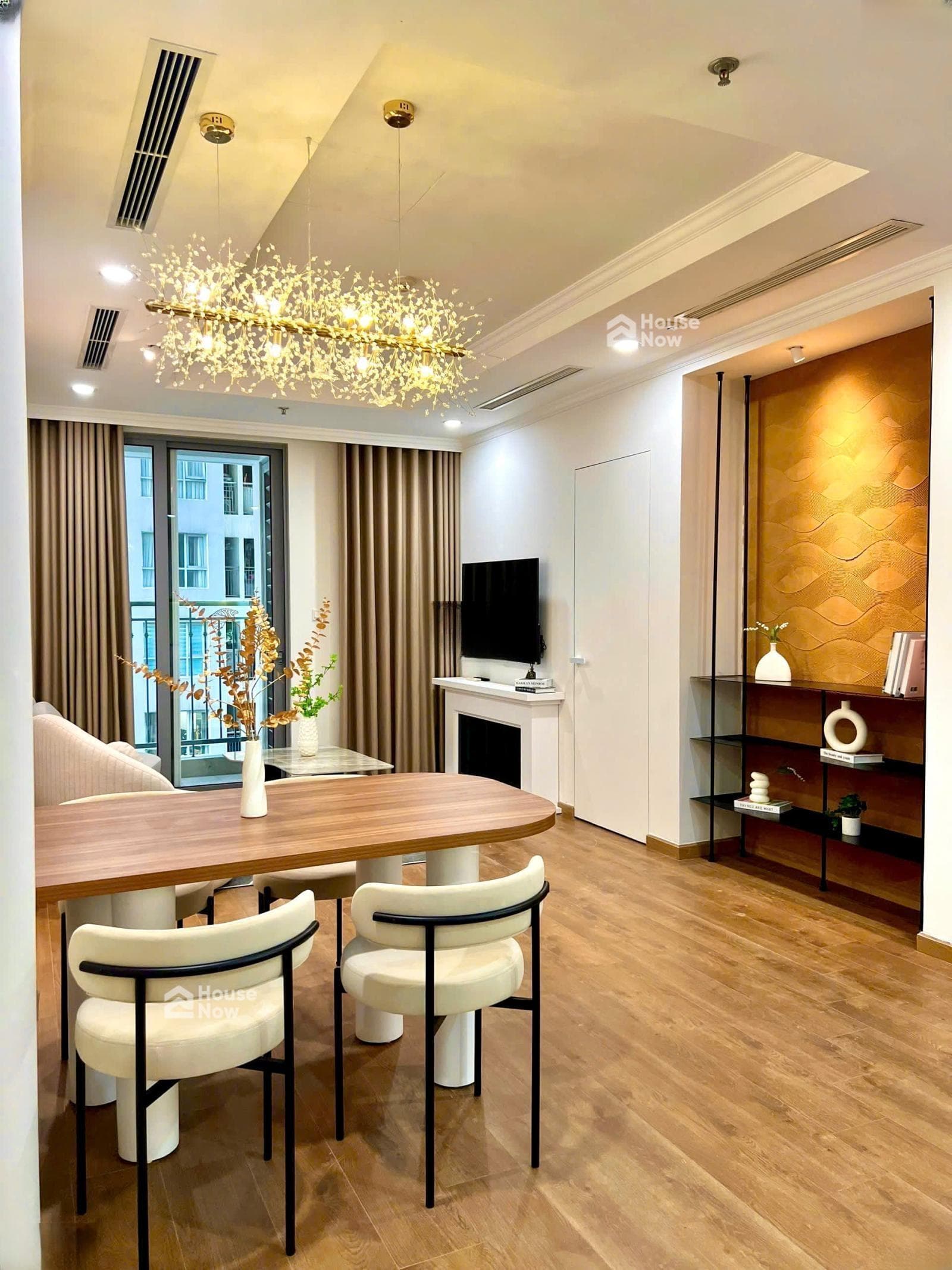 Bán nhanh 2 PN rộng 82m tòa R6 chung cư Royal City giá nhỉnh 9 tỷ tầng trung đẹp - ảnh 2 Bán nhanh 2 PN rộng 82m tòa R6 chung cư Royal City giá nhỉnh 9 tỷ tầng trung đẹp - ảnh 2