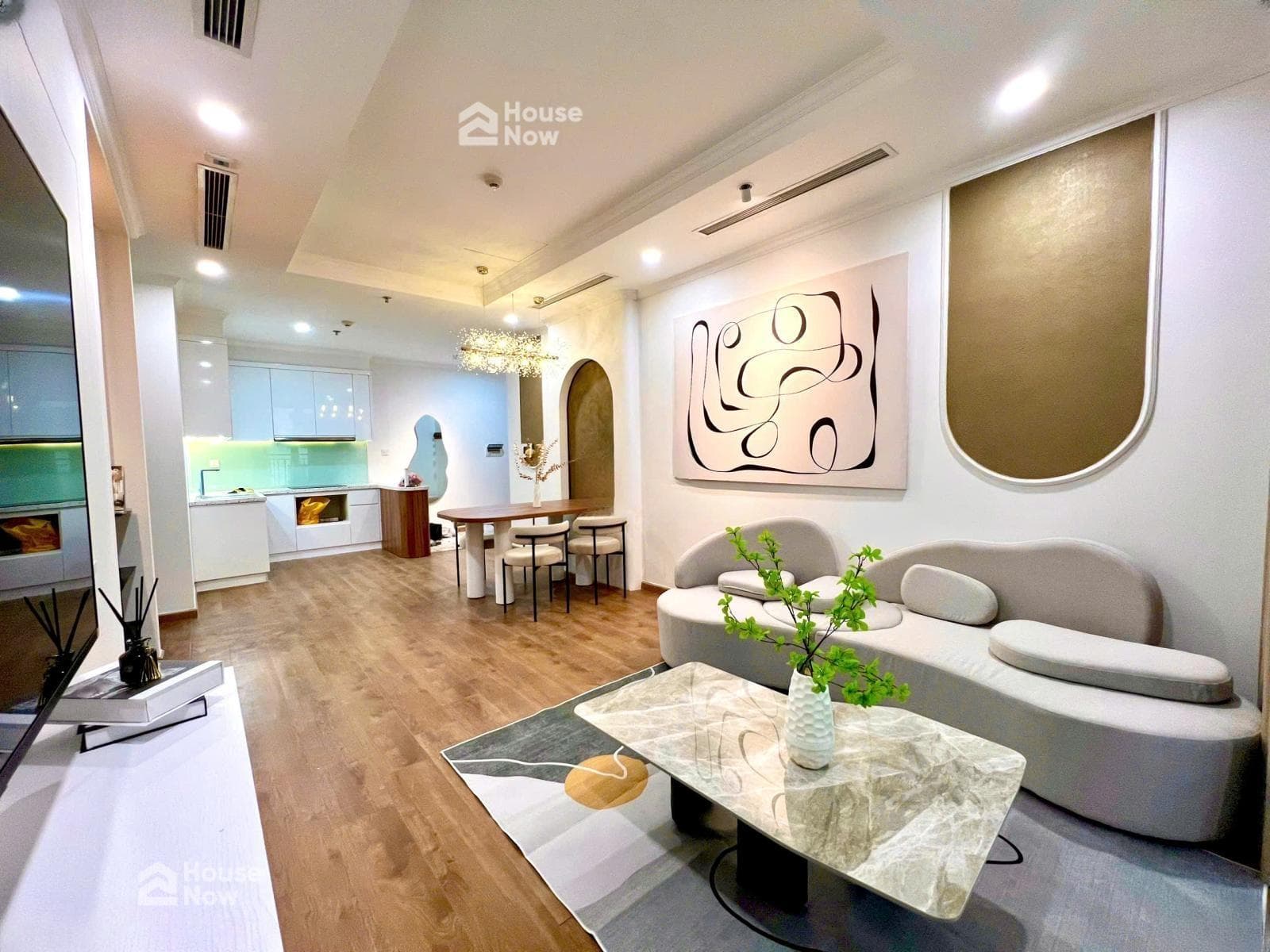 Bán nhanh 2 PN rộng 82m tòa R6 chung cư Royal City giá nhỉnh 9 tỷ tầng trung đẹp - ảnh 6 Bán nhanh 2 PN rộng 82m tòa R6 chung cư Royal City giá nhỉnh 9 tỷ tầng trung đẹp - ảnh 6