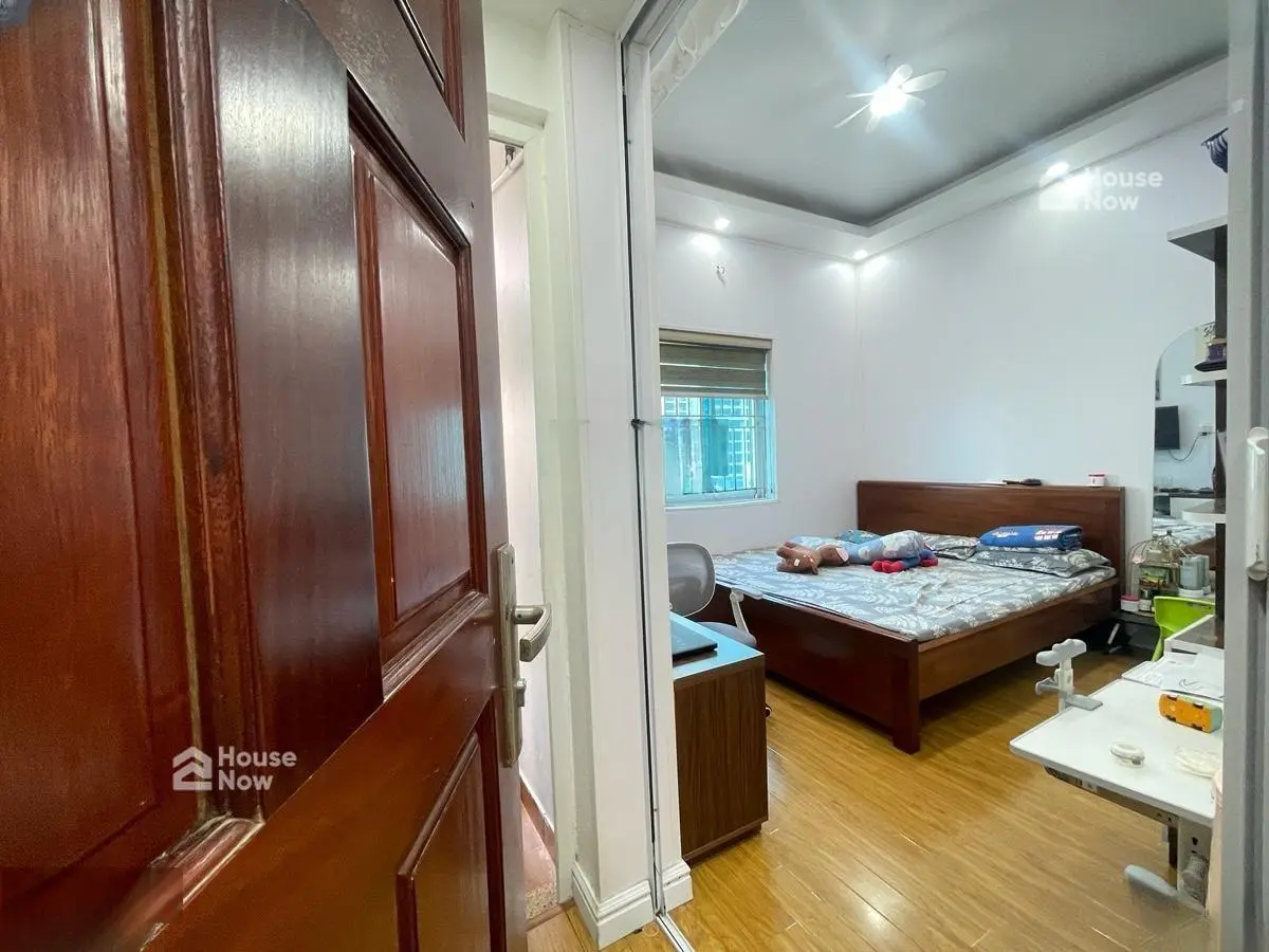 Bán gấp căn hộ đẹp 2 ngủ 2 WC, 54m2 tại KĐT Nam Trung Yên - Nguyễn Chánh Cầu Giấy chỉ nhỉnh 4 tỷ - ảnh 1 Bán gấp căn hộ đẹp 2 ngủ 2 WC, 54m2 tại KĐT Nam Trung Yên - Nguyễn Chánh Cầu Giấy chỉ nhỉnh 4 tỷ - ảnh 1