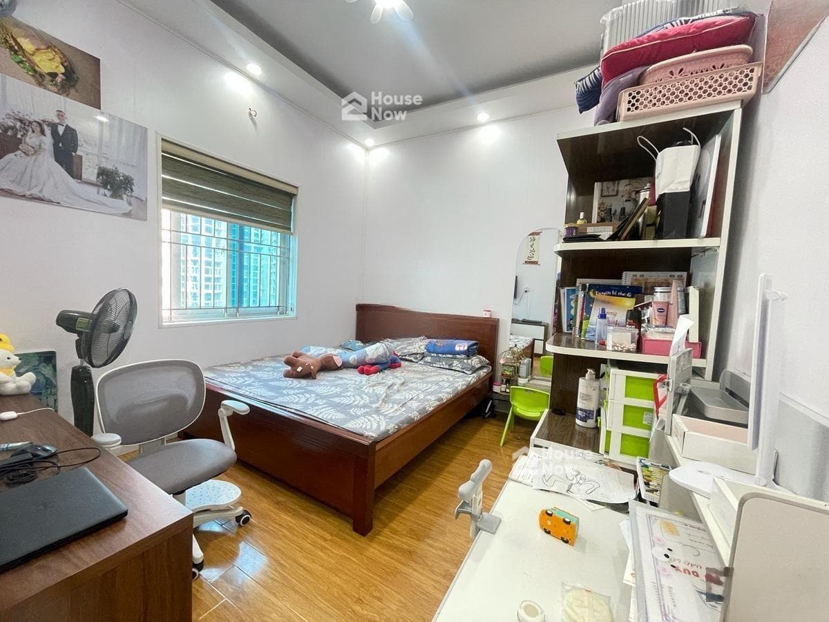 Bán gấp căn hộ đẹp 2 ngủ 2 WC, 54m2 tại KĐT Nam Trung Yên - Nguyễn Chánh Cầu Giấy chỉ nhỉnh 4 tỷ - ảnh 3 Bán gấp căn hộ đẹp 2 ngủ 2 WC, 54m2 tại KĐT Nam Trung Yên - Nguyễn Chánh Cầu Giấy chỉ nhỉnh 4 tỷ - ảnh 3