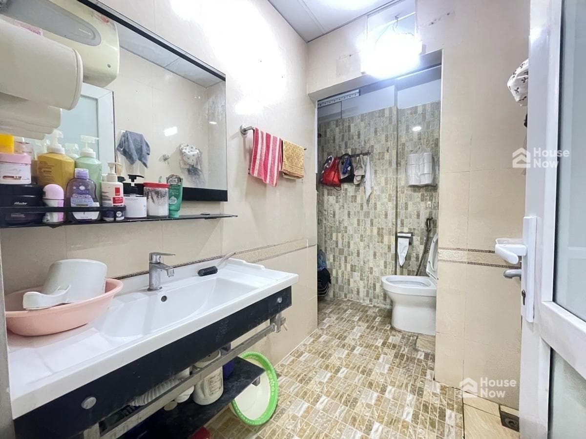 Bán gấp căn hộ đẹp 2 ngủ 2 WC, 54m2 tại KĐT Nam Trung Yên - Nguyễn Chánh Cầu Giấy chỉ nhỉnh 4 tỷ - ảnh 8 Bán gấp căn hộ đẹp 2 ngủ 2 WC, 54m2 tại KĐT Nam Trung Yên - Nguyễn Chánh Cầu Giấy chỉ nhỉnh 4 tỷ - ảnh 8