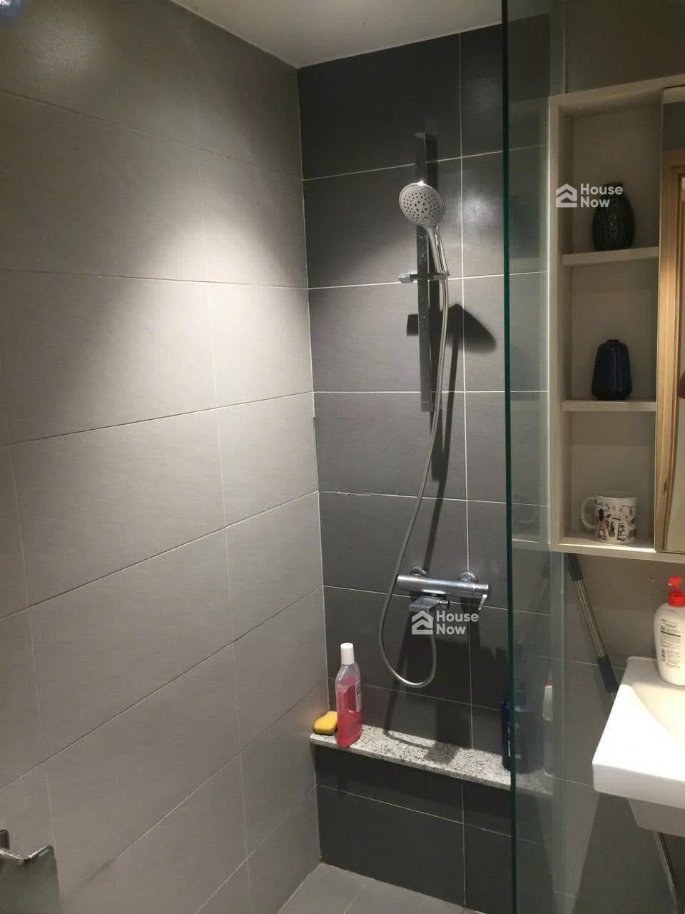Hot - Căn 2PN 84m2, 2PN, 2WC, 1 kho, 1 ban công, khu Emerald - Celadon City, giá bán 6,3 tỷ có TL - ảnh 11 Hot - Căn 2PN 84m2, 2PN, 2WC, 1 kho, 1 ban công, khu Emerald - Celadon City, giá bán 6,3 tỷ có TL - ảnh 11