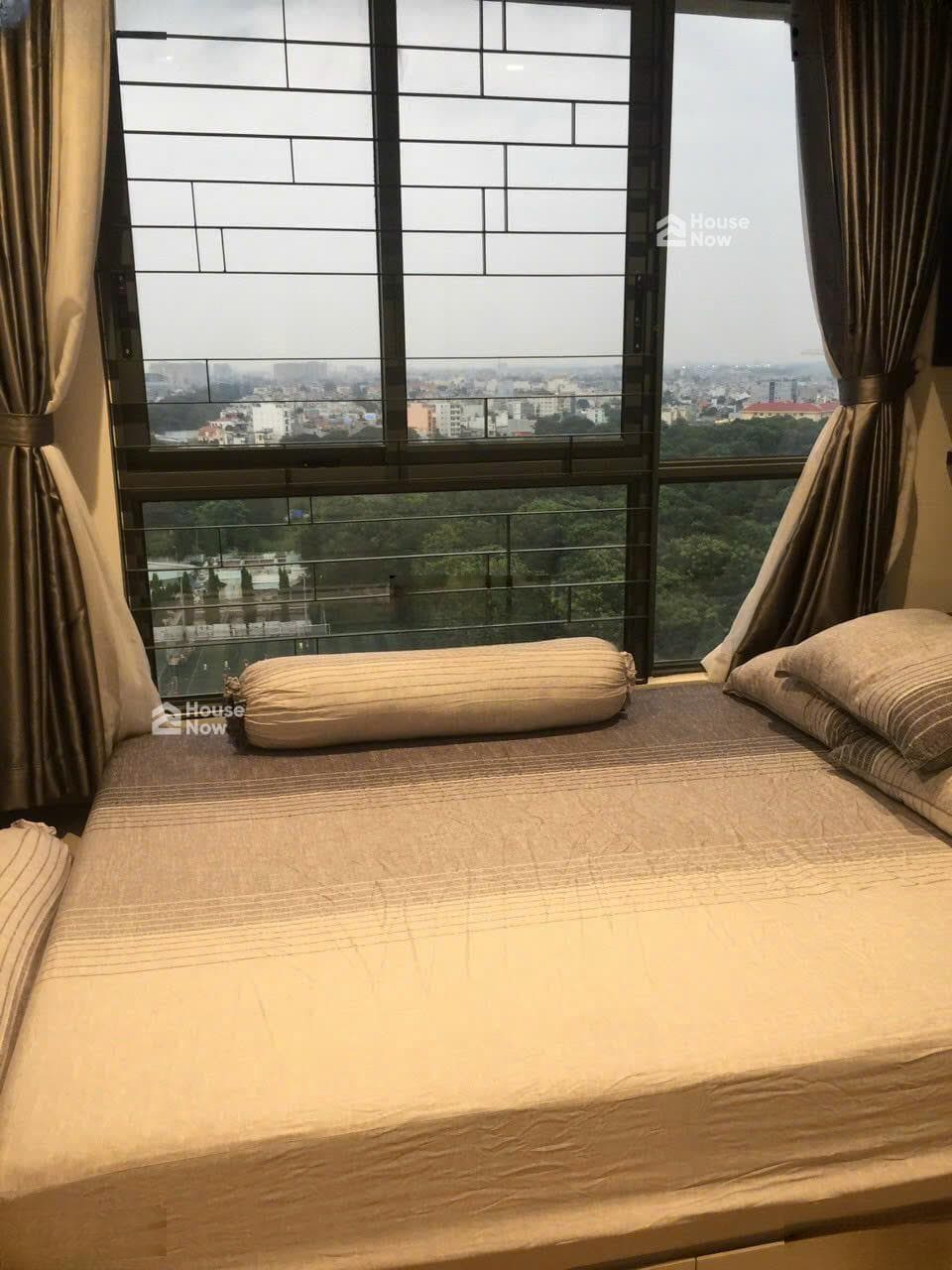 Hot - Căn 2PN 84m2, 2PN, 2WC, 1 kho, 1 ban công, khu Emerald - Celadon City, giá bán 6,3 tỷ có TL - ảnh 2 Hot - Căn 2PN 84m2, 2PN, 2WC, 1 kho, 1 ban công, khu Emerald - Celadon City, giá bán 6,3 tỷ có TL - ảnh 2