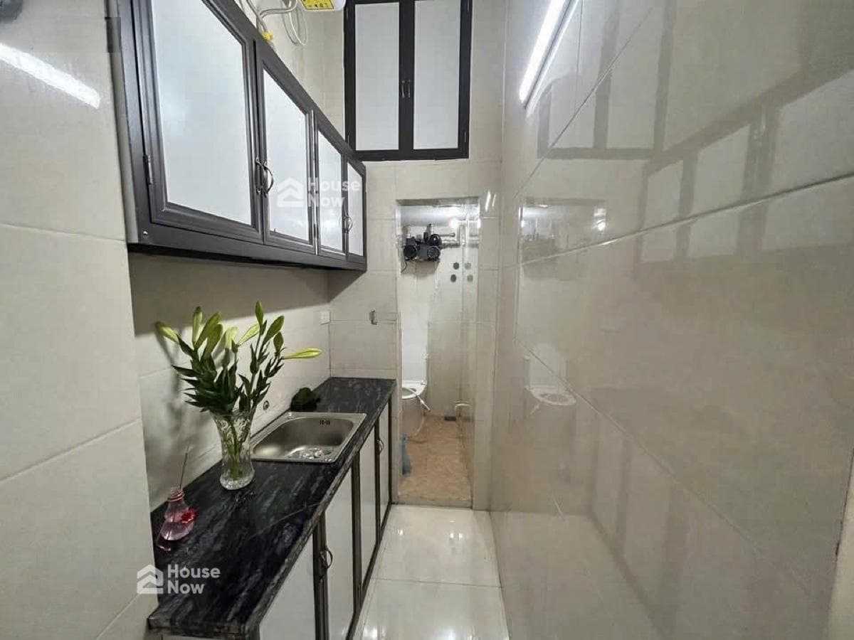 Tập thể Chùa Láng, Tầng 1, 25 m2 (15.3 m2 sổ đỏ) 1 ngủ, chỉ 1.x tỷ. - ảnh 2 Tập thể Chùa Láng, Tầng 1, 25 m2 (15.3 m2 sổ đỏ) 1 ngủ, chỉ 1.x tỷ. - ảnh 2