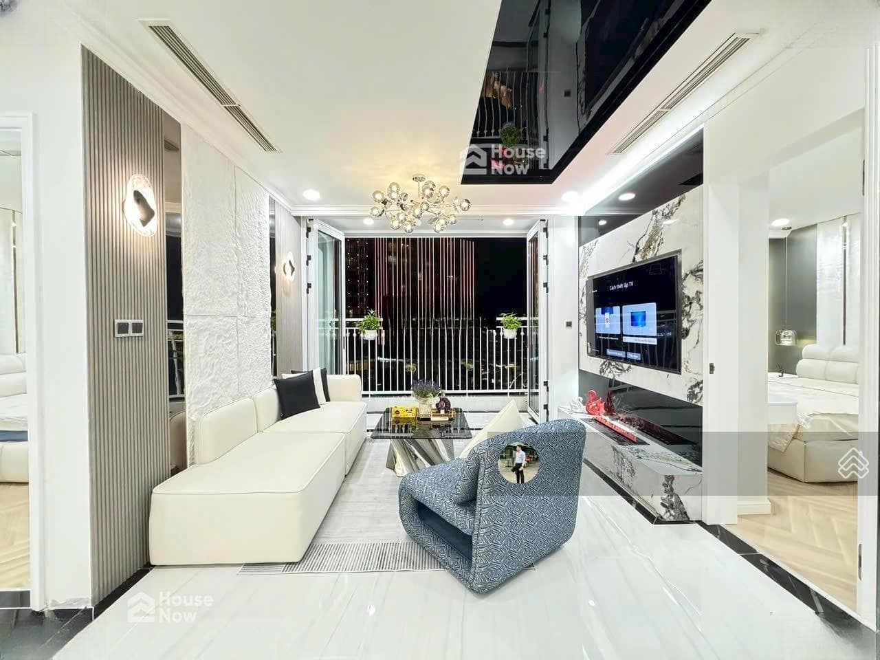Bán căn hộ CC Melody Residences, 3,8 tỷ, 69m2, 2PN, 2WC tốt, giá cực chất, hỗ trợ vay LH chính chủ - ảnh 1 Bán căn hộ CC Melody Residences, 3,8 tỷ, 69m2, 2PN, 2WC tốt, giá cực chất, hỗ trợ vay LH chính chủ - ảnh 1