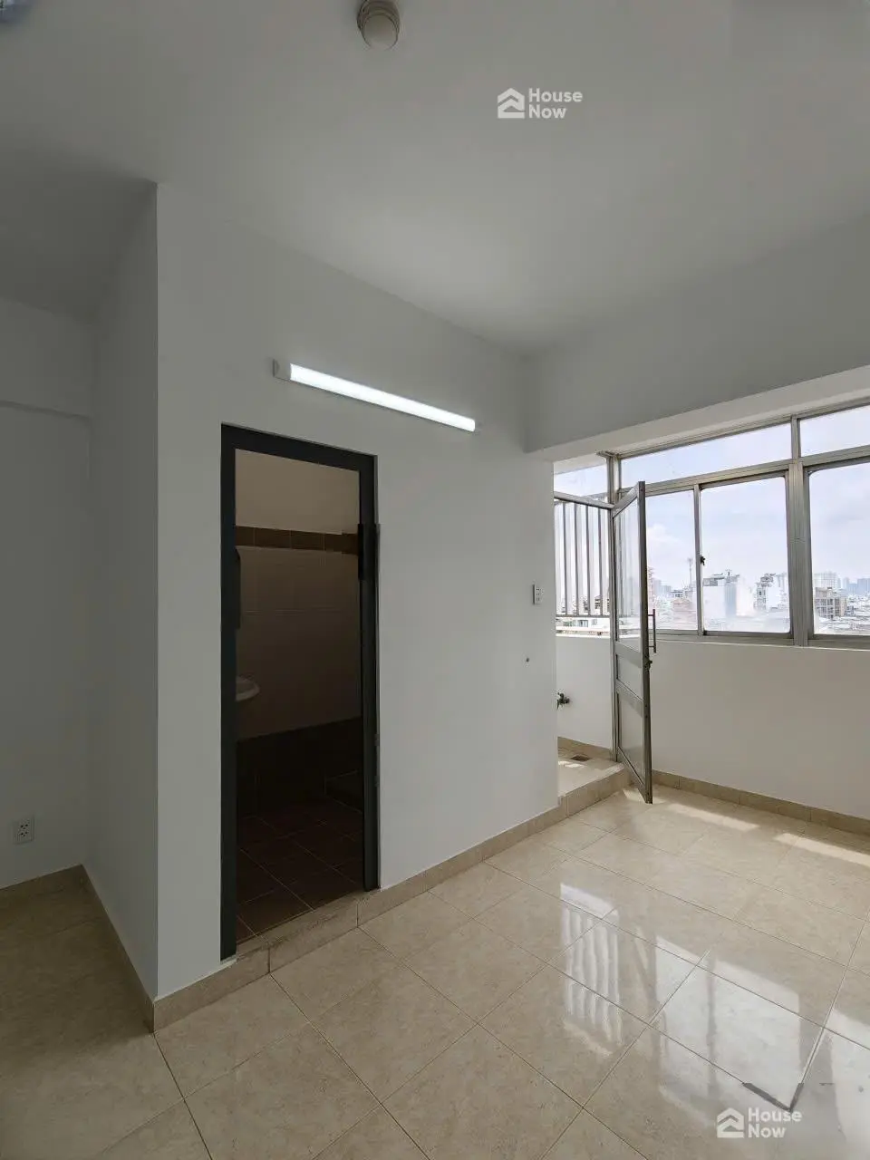 Bán CH H3 Hoàng Diệu, P. 6, Q. 4, TP.HCM, 3,8 tỷ, 58,4m2, 2PN, view đẹp - ảnh 5 Bán CH H3 Hoàng Diệu, P. 6, Q. 4, TP.HCM, 3,8 tỷ, 58,4m2, 2PN, view đẹp - ảnh 5