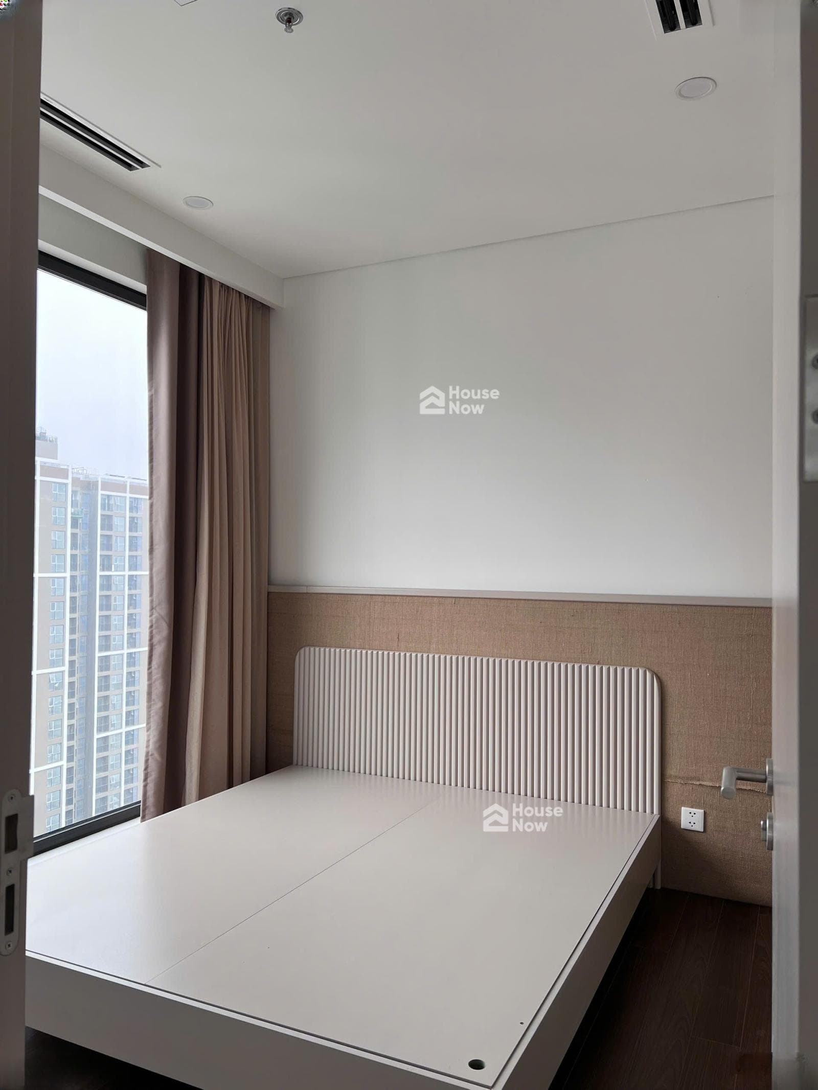 Bán gấp căn 2PN +, diện tích 63m2, 4,8 tỷ, Masteri West Heights (nhà mới 100%) - ảnh 6 Bán gấp căn 2PN +, diện tích 63m2, 4,8 tỷ, Masteri West Heights (nhà mới 100%) - ảnh 6