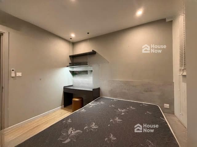 Nhà căn góc thoáng mát tòa B, sẵn sổ đỏ, 3 ngủ 2 vệ sinh - ảnh 3 Nhà căn góc thoáng mát tòa B, sẵn sổ đỏ, 3 ngủ 2 vệ sinh - ảnh 3
