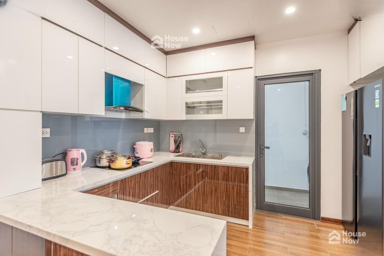 Chính chủ bán CH tại 24T1 Hoàng Đạo Thúy 122m2 3PN full đồ đẹp, sẵn sổ đỏ. LH: 098736**** - ảnh 2 Chính chủ bán CH tại 24T1 Hoàng Đạo Thúy 122m2 3PN full đồ đẹp, sẵn sổ đỏ. LH: 098736**** - ảnh 2