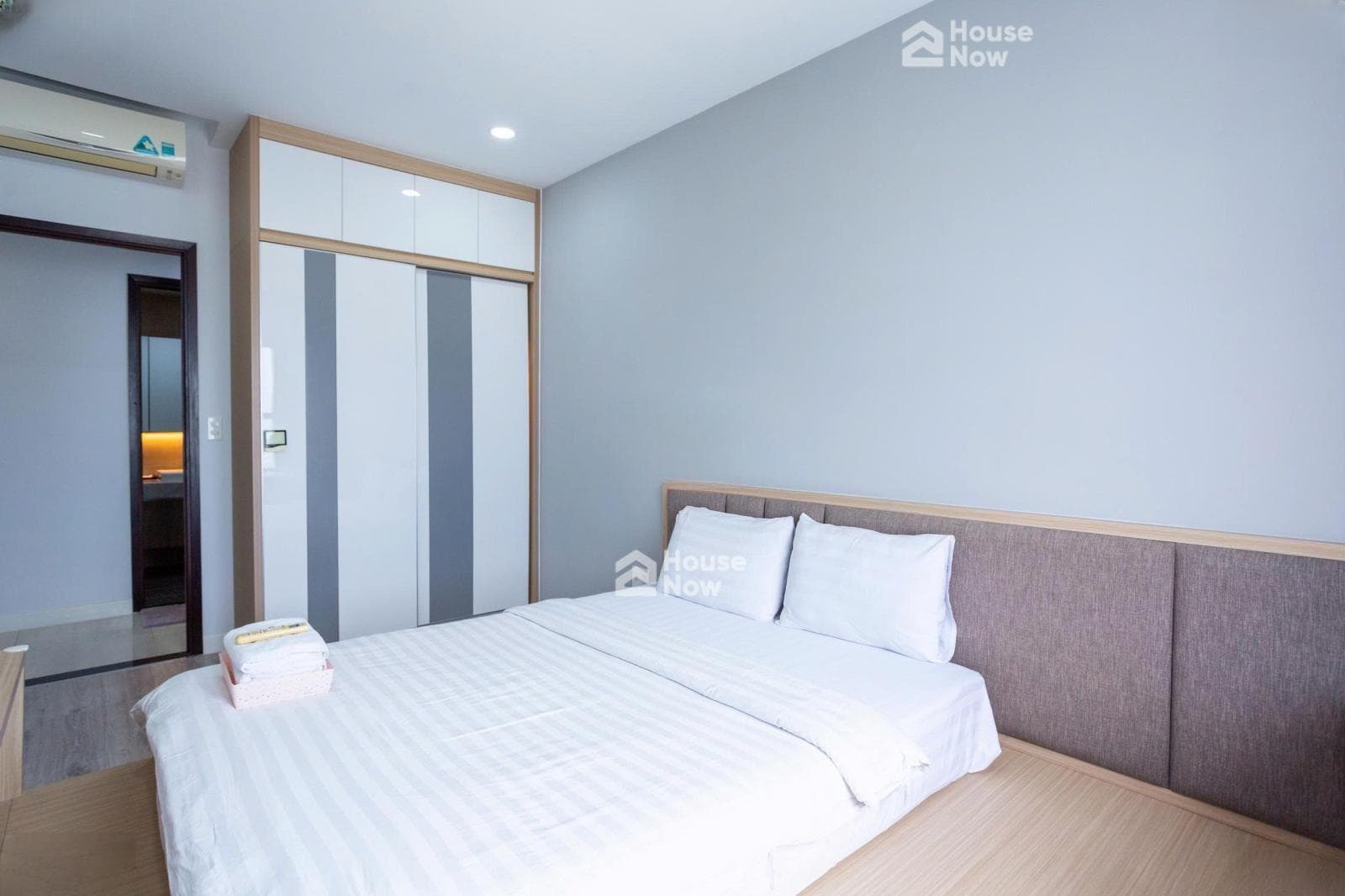 Hot. Cần bán căn hộ mới, xinh xắn lầu cao 111m 3pn 2wc giá 8.5ty cc Sunrise City - ảnh 1 Hot. Cần bán căn hộ mới, xinh xắn lầu cao 111m 3pn 2wc giá 8.5ty cc Sunrise City - ảnh 1