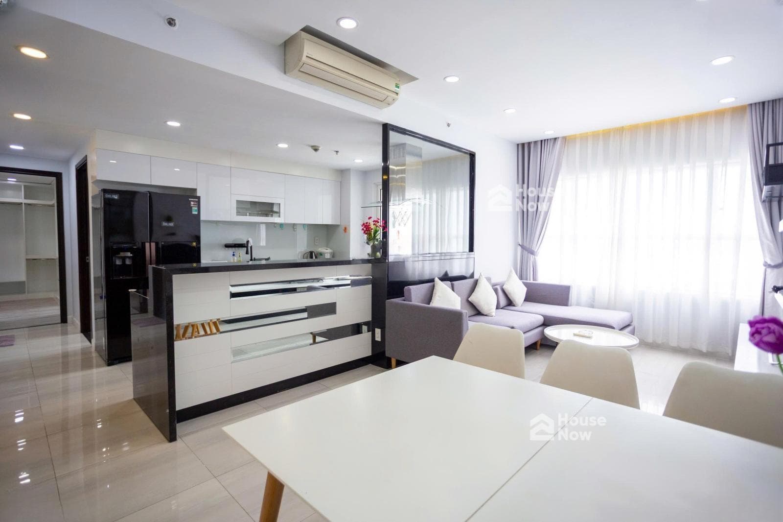 Hot. Cần bán căn hộ mới, xinh xắn lầu cao 111m 3pn 2wc giá 8.5ty cc Sunrise City - ảnh 2 Hot. Cần bán căn hộ mới, xinh xắn lầu cao 111m 3pn 2wc giá 8.5ty cc Sunrise City - ảnh 2