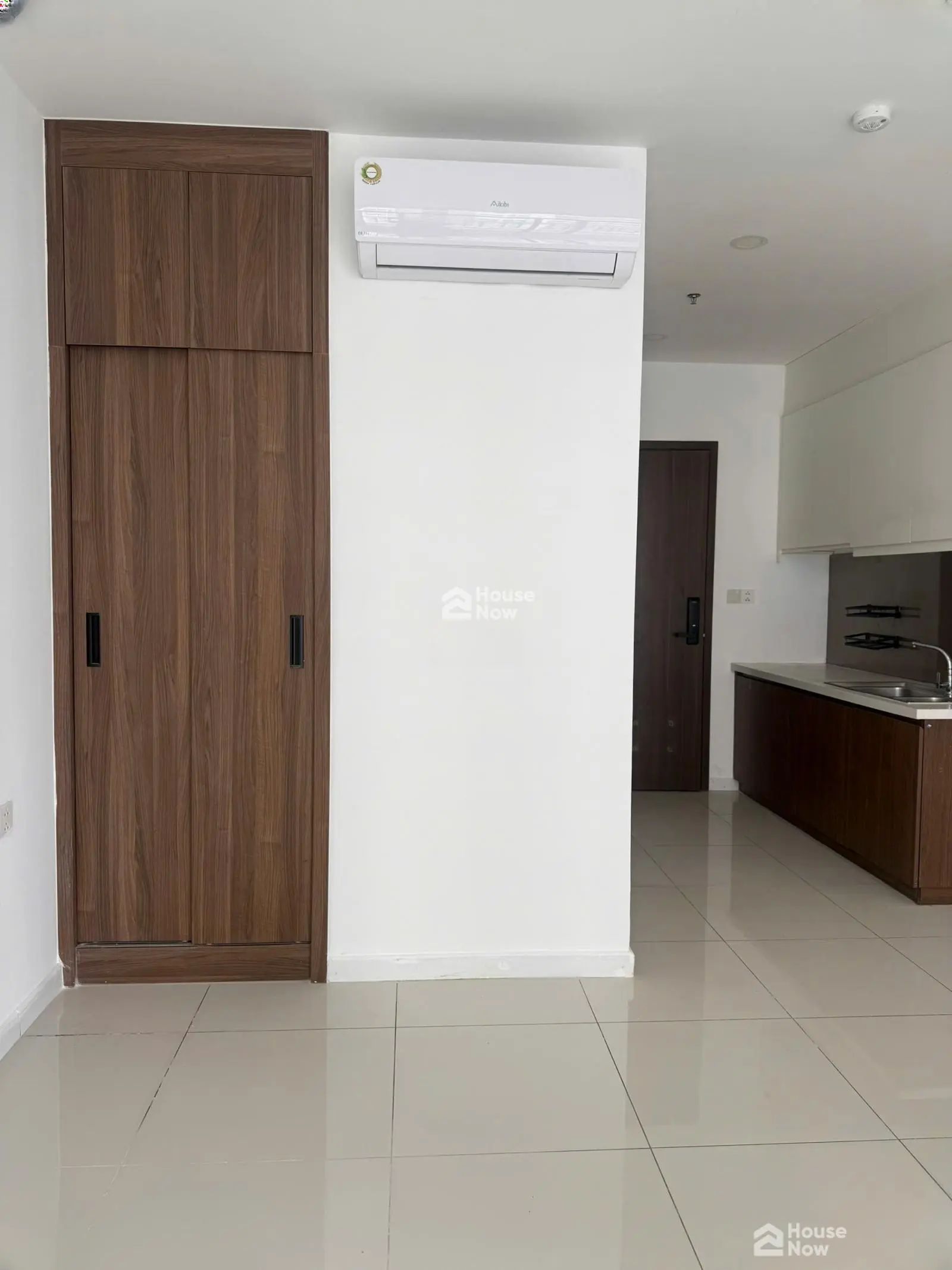 Lãi ngân hàng cao không trả nỗi -muốn bán gấp giá siêu tốt căn OT: 30m Giá 2 tỷ Central Premium Q8 - ảnh 1 Lãi ngân hàng cao không trả nỗi -muốn bán gấp giá siêu tốt căn OT: 30m Giá 2 tỷ Central Premium Q8 - ảnh 1